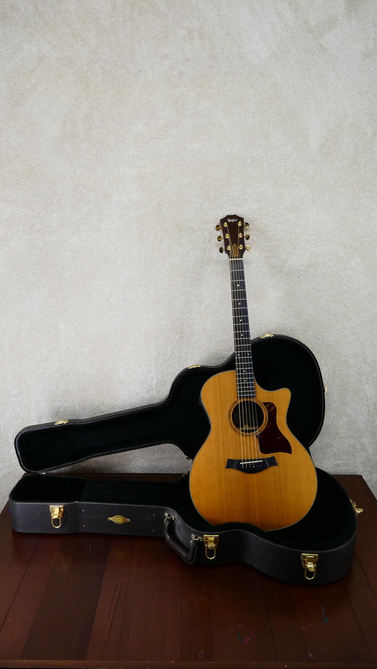 Taylor 714ce 2001 USED
