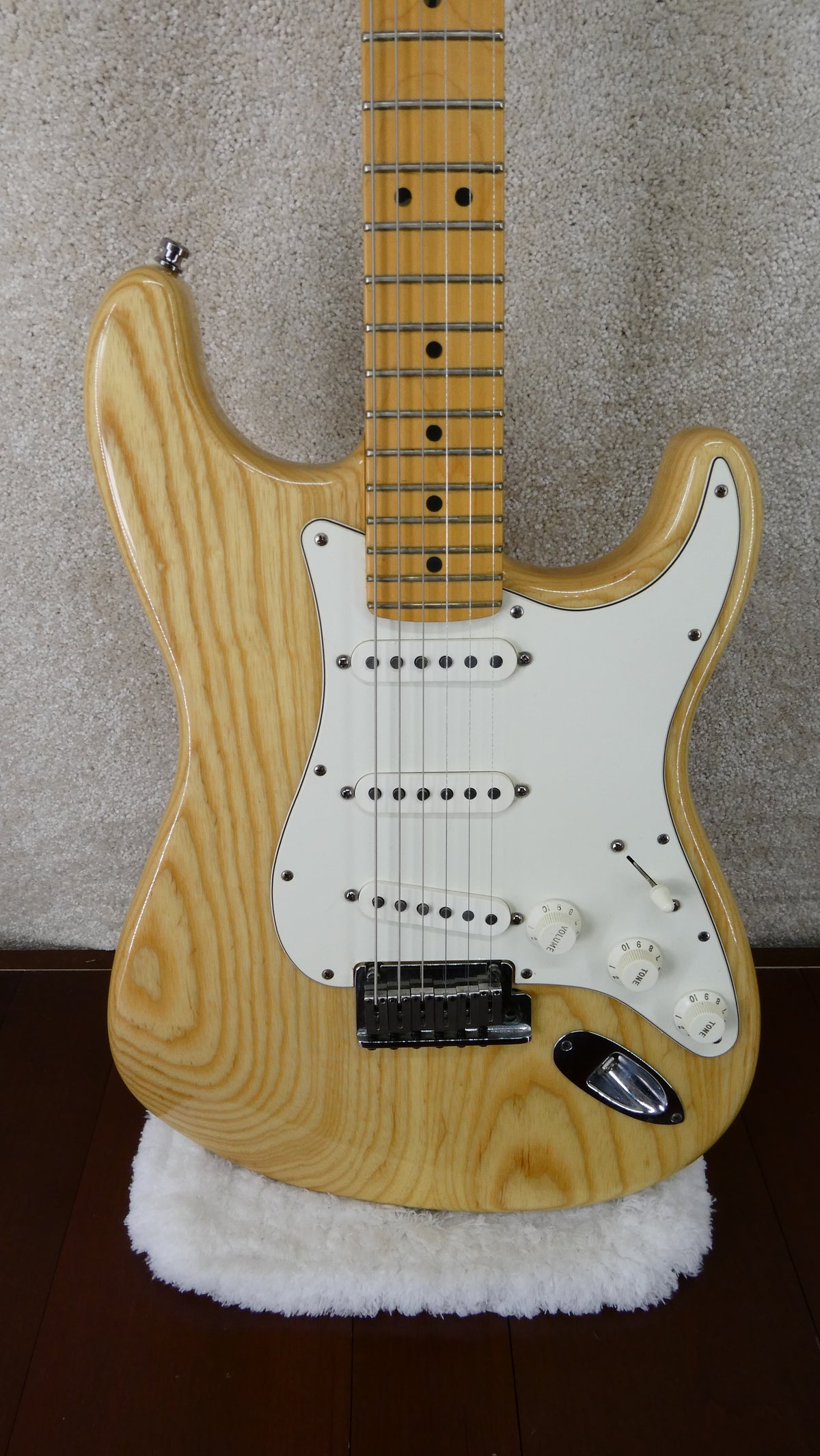 Fender Stratocaster USA Natural 2001 Used