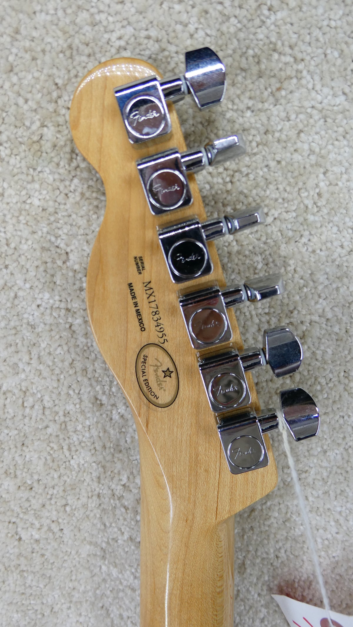 Fender Special Edition Deluxe Ash Telecaster MIM Butterscotch Used