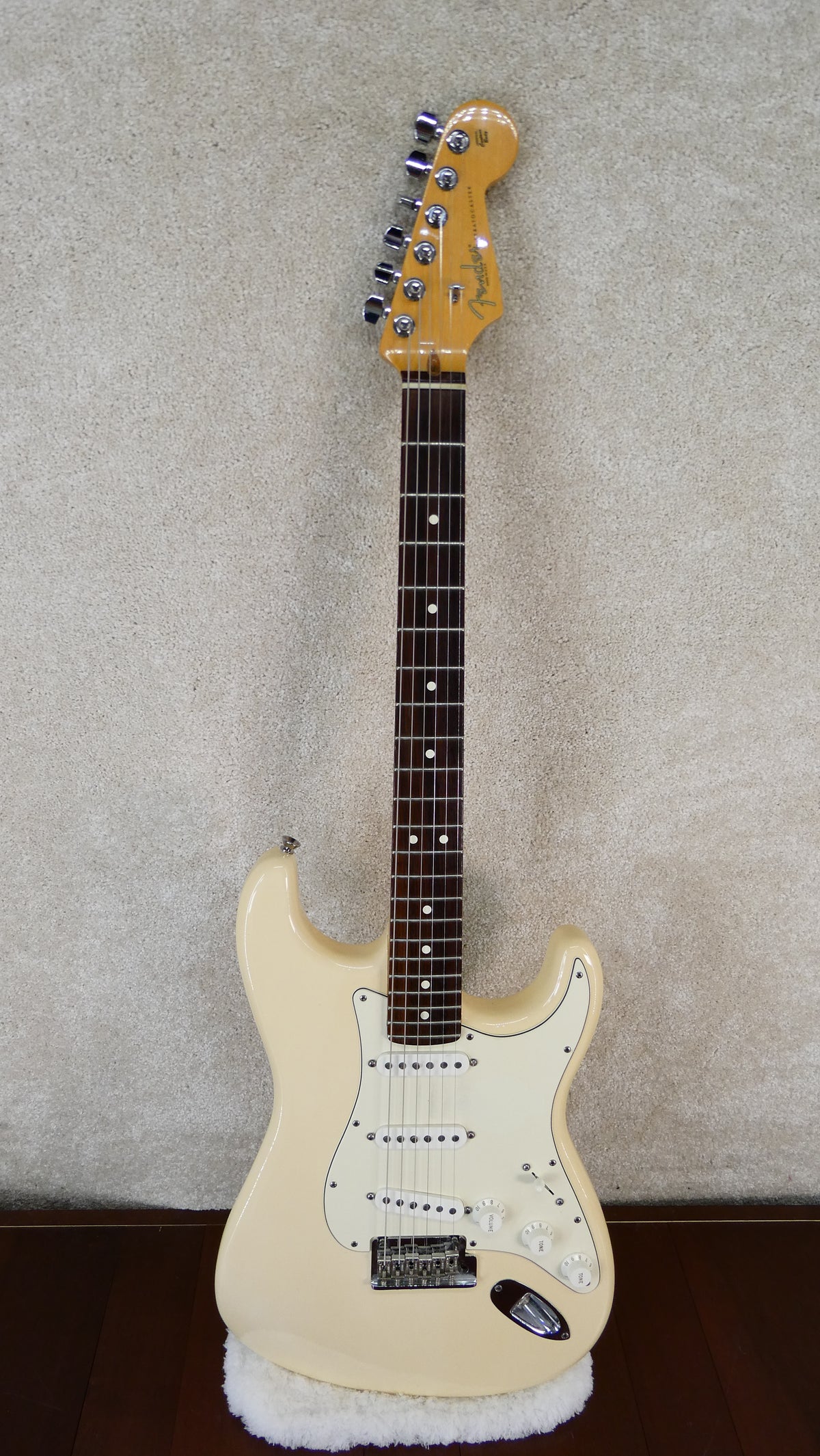 Fender Stratocaster 2008 American Standard Olympic White Used