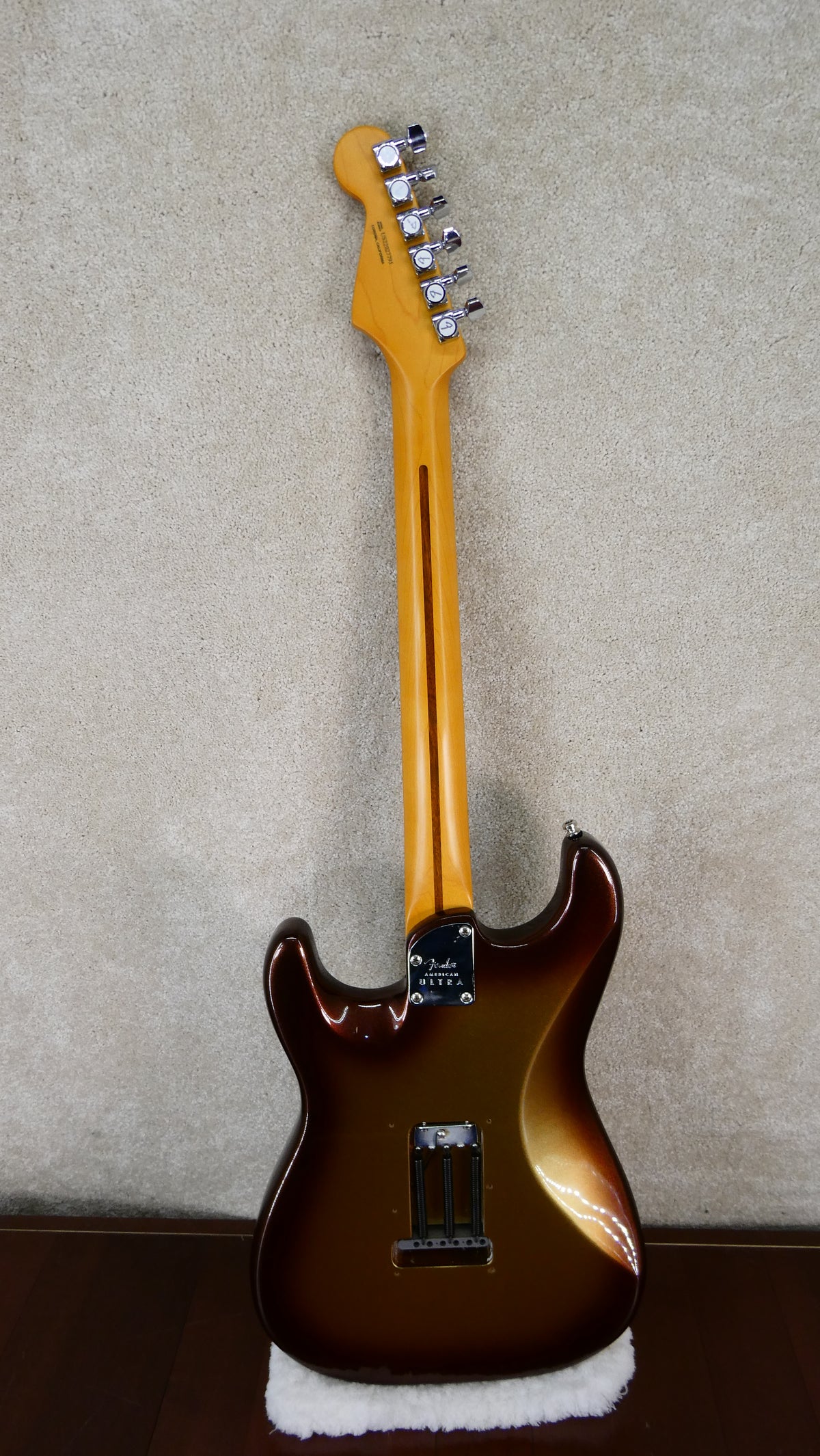 Fender American Ultra Stratocaster 2022 Mocha Burst Used