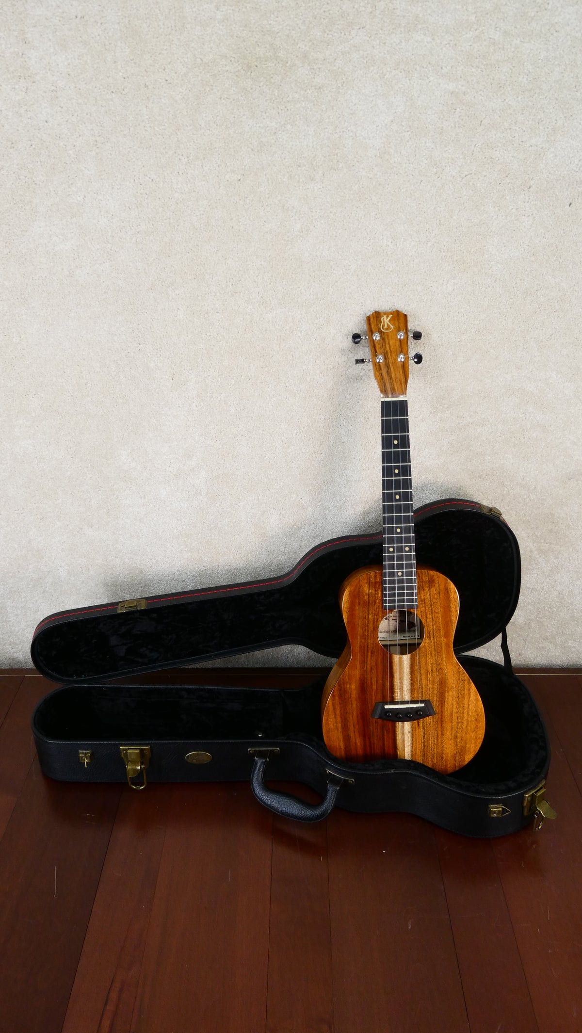 Kanile'a'Ukulele K-1 TE Used