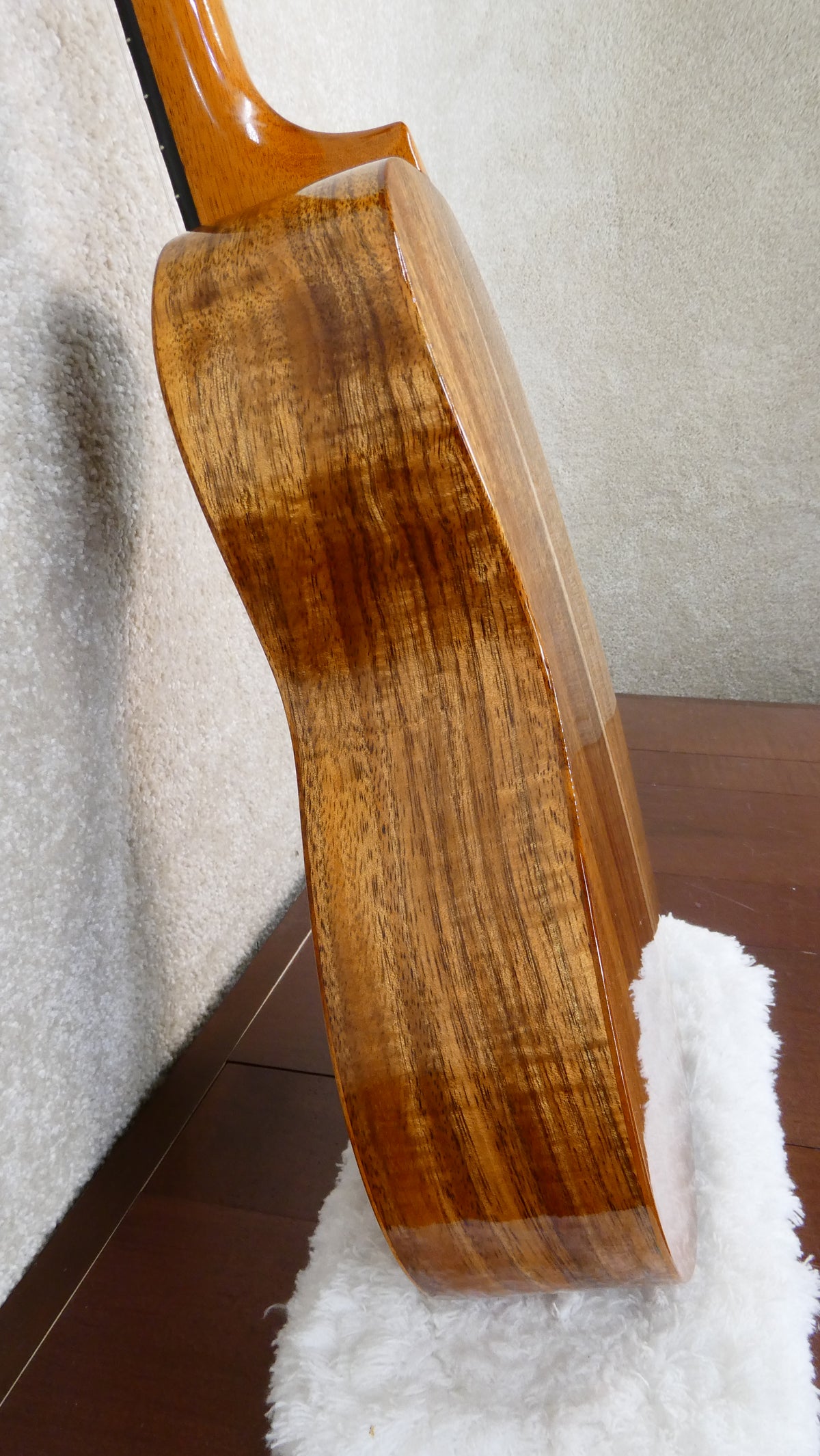 Kanile'a'Ukulele K-1 TE Used