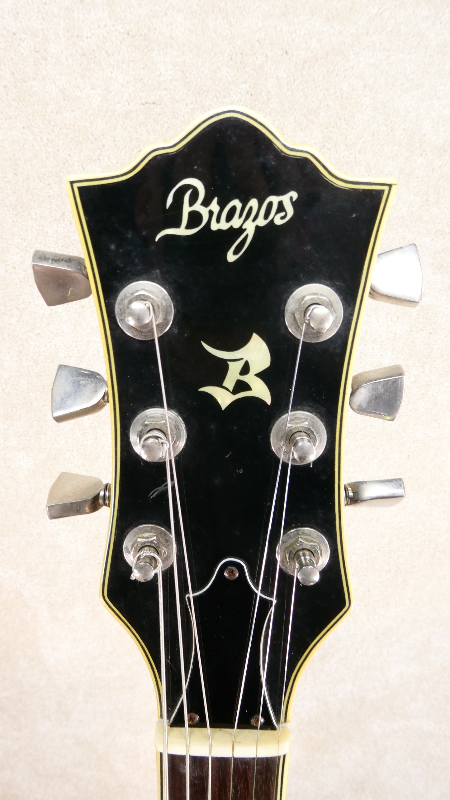 Brazos Guitars Daion 70's/80's #2261  Hollowbody w/Bigsby Tailpiece USED w/HSC