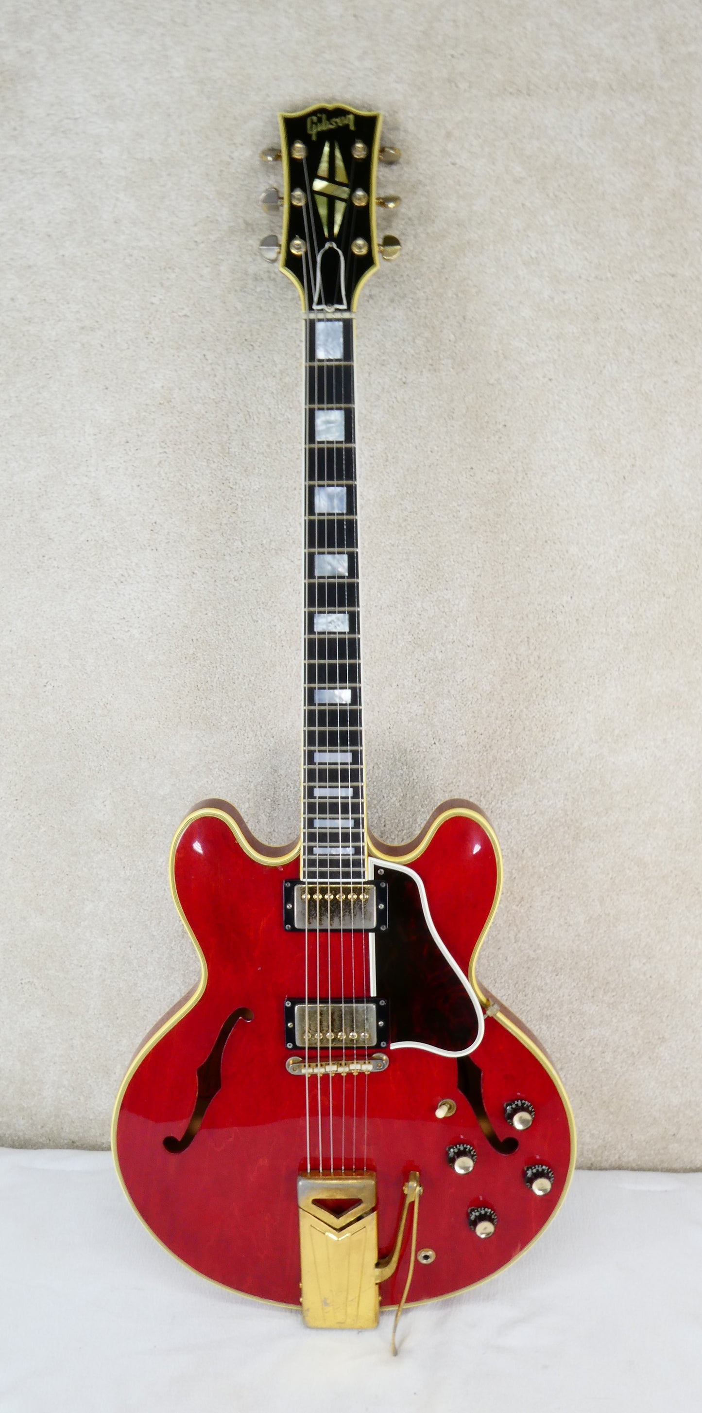 Gibson  ES 355  1962-63 - Cherry Red Trans w/TKL HSC