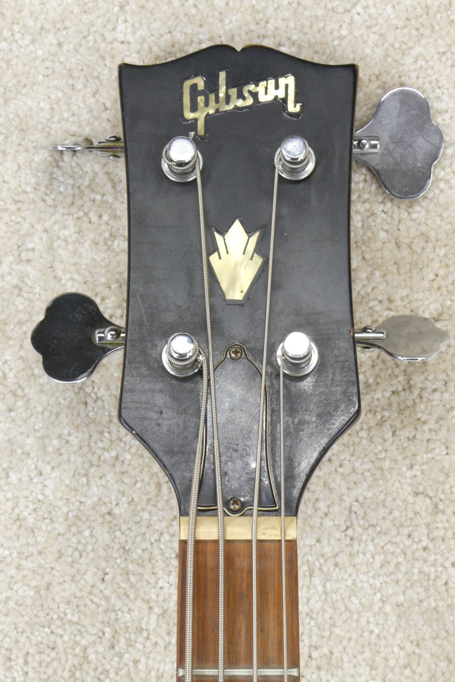 Gibson EB O 1969  Cherry Red W/ Newer Hardshell Case