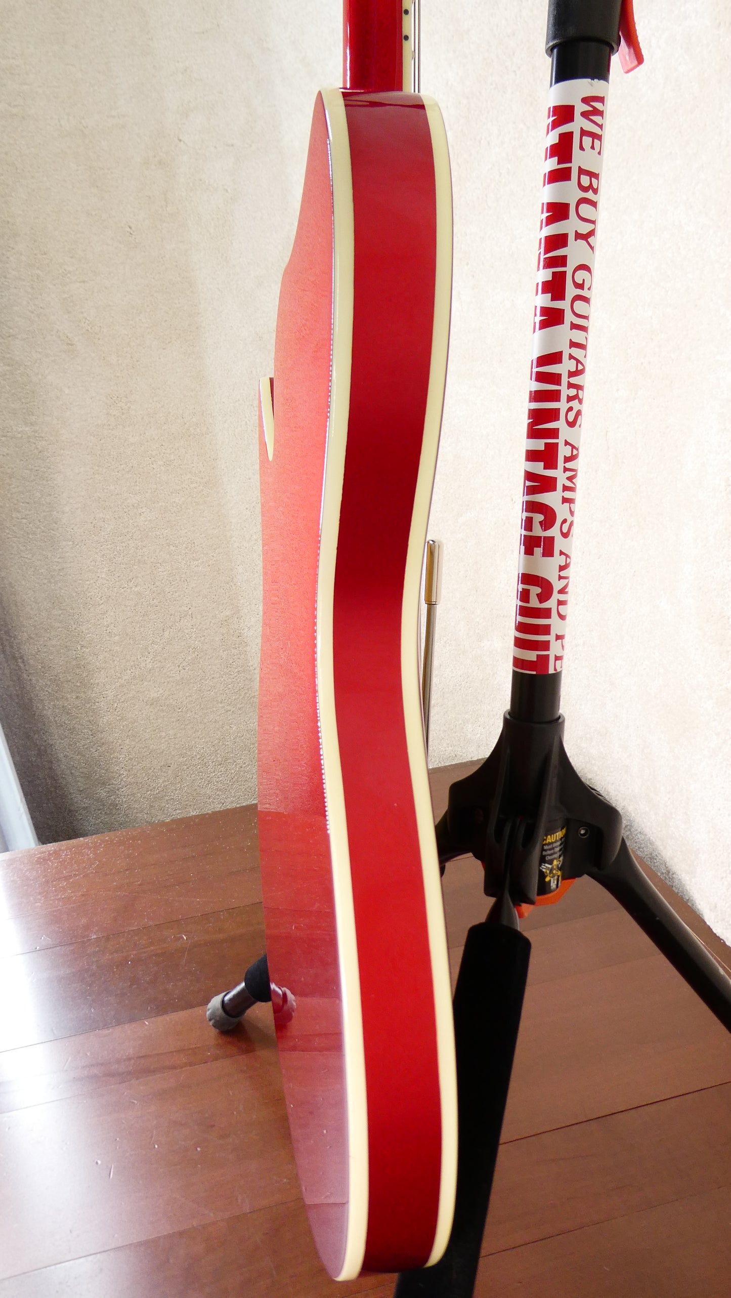 Rivolta Guitars Combinata CAR w/GB