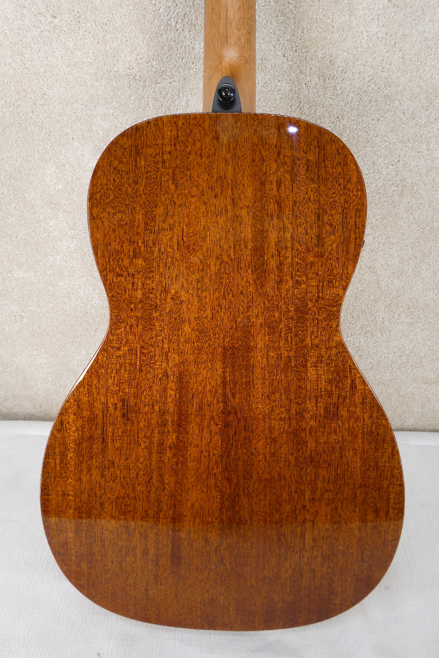 Lag T98PE Tramontane 98 Parlor Acoustic-Electric Acoustic-Electric