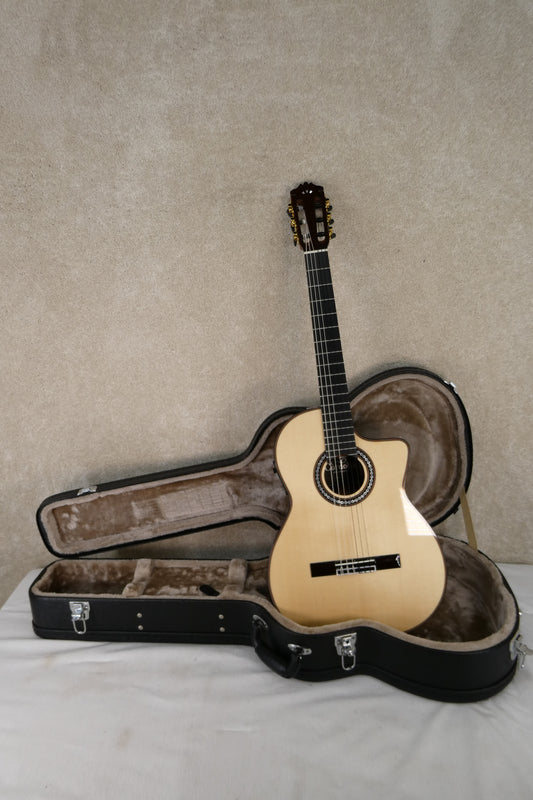 Cordoba Luthier Series GK Pro Negra 2020s - Natural w/Kremona HSC
