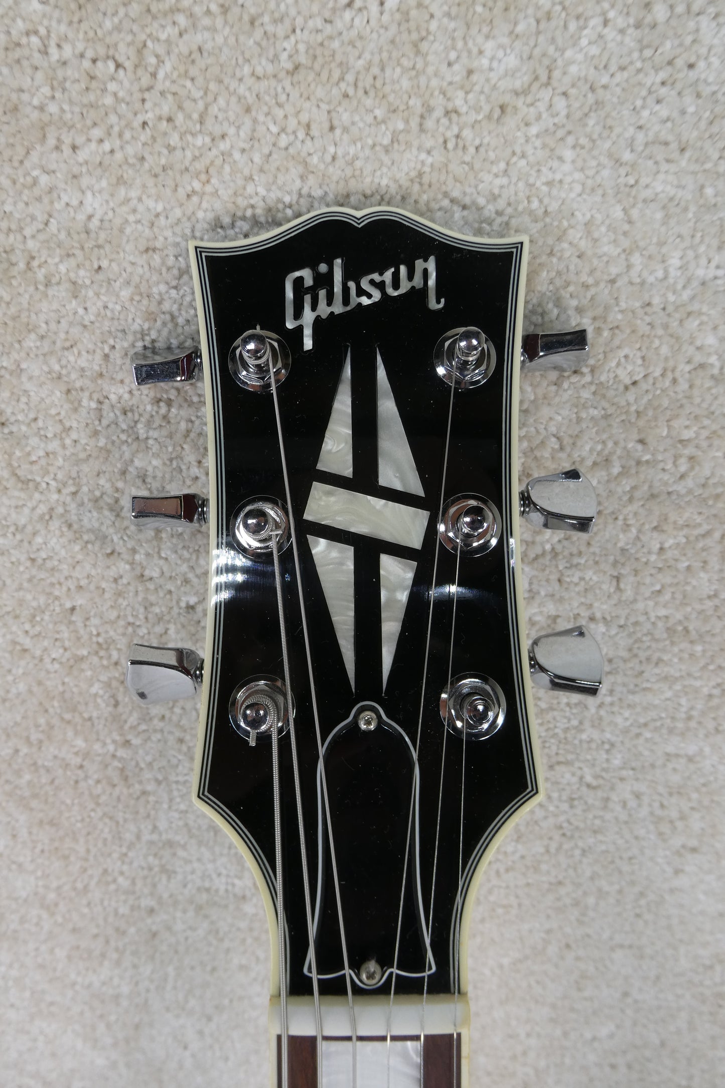 Gibson Les Paul Classic Custom 2012 W/OHSC