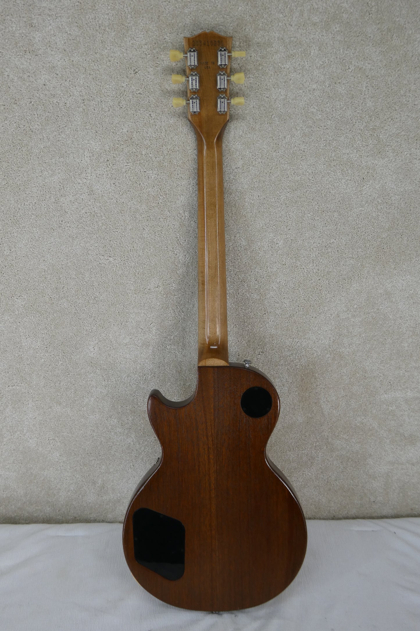 Gibson Les Paul Tribute 2021 with Gibson Gig Bag