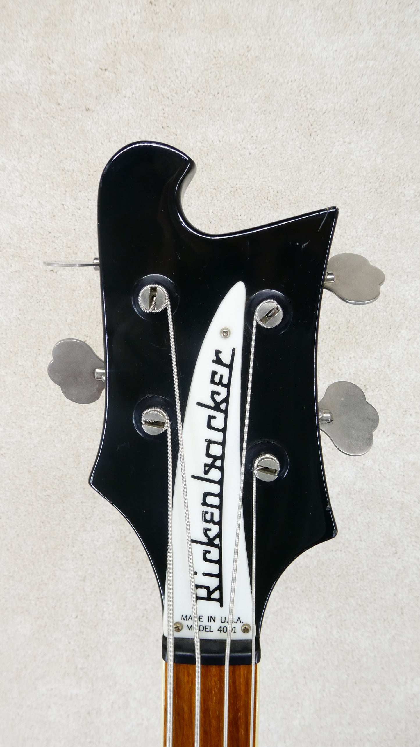Rickenbacker 4001 1980 - Jetglo w/OHSC #TG2993 USED