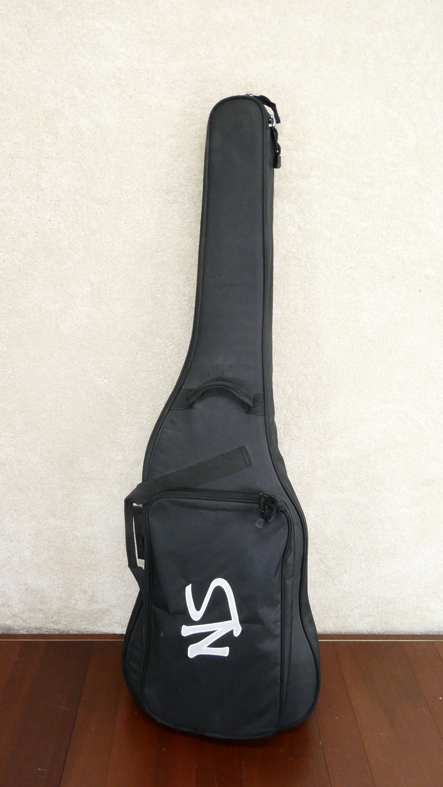 Ned Steinberger NS Radius Wave 4 2010 - Matte Black #W160039 w/GB