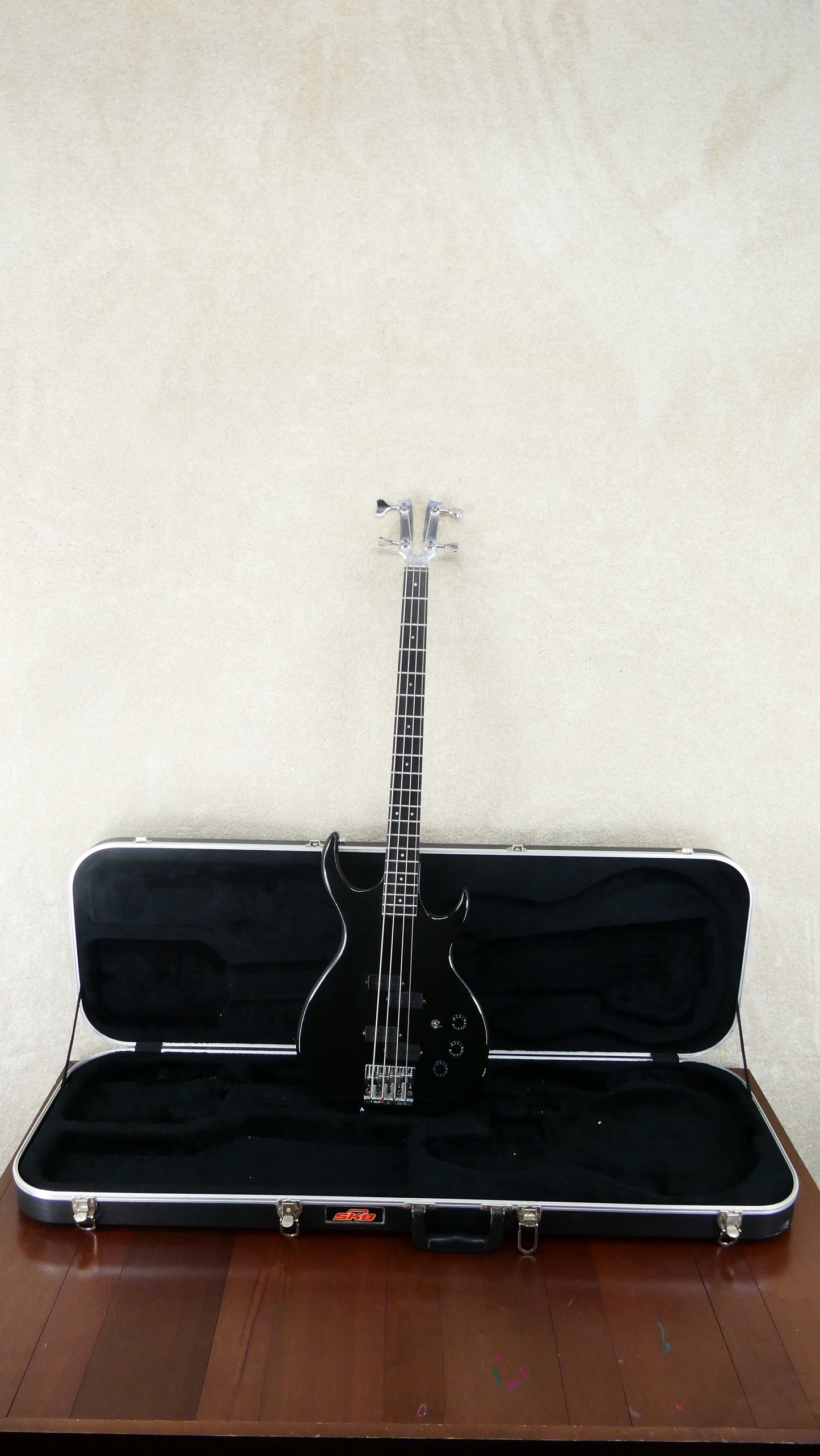 Kramer 1983 Stagemaster Bass #B3374 USED w/HSC