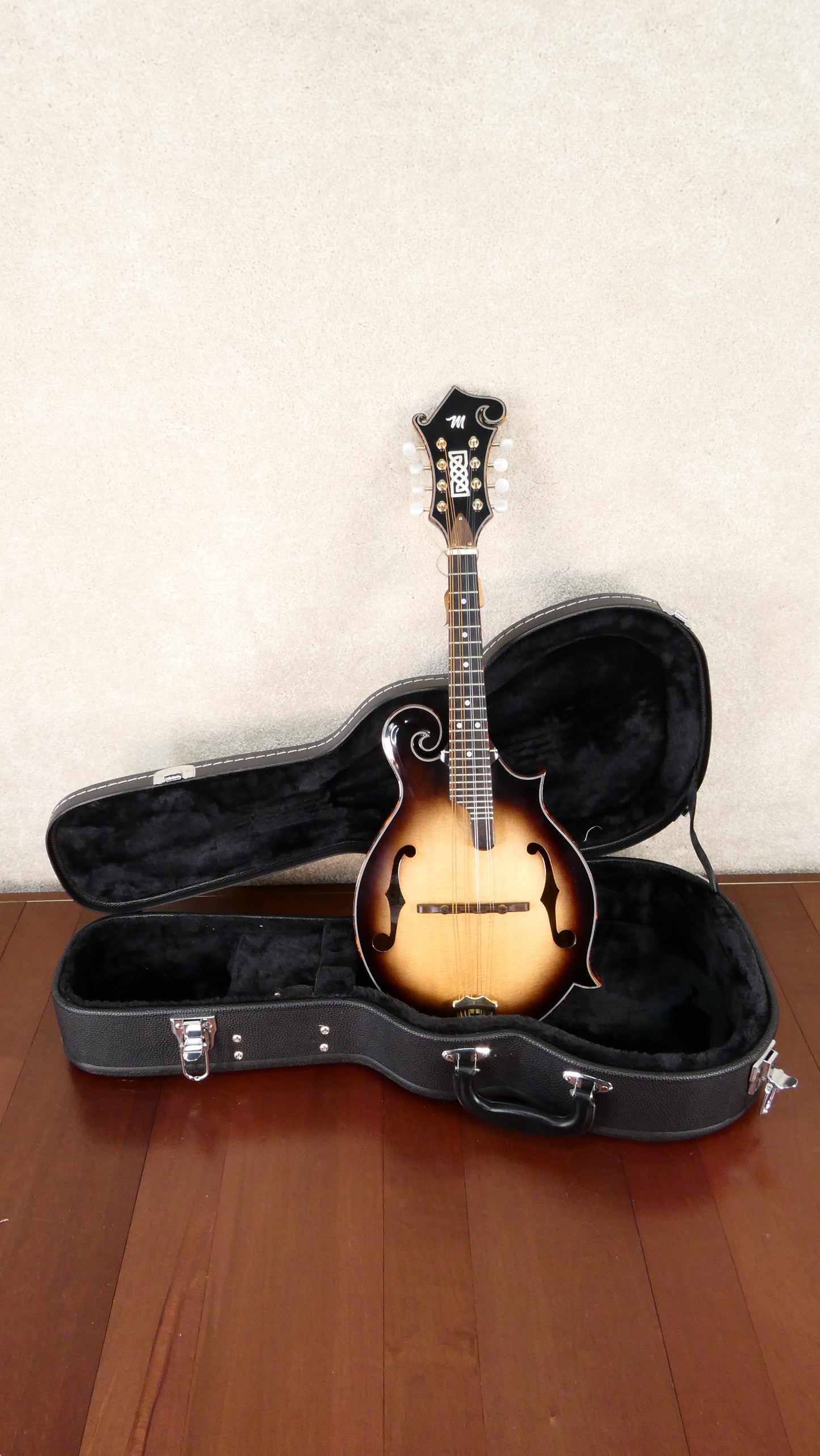 Micawber Ridgeway Mandolin w/OHSC