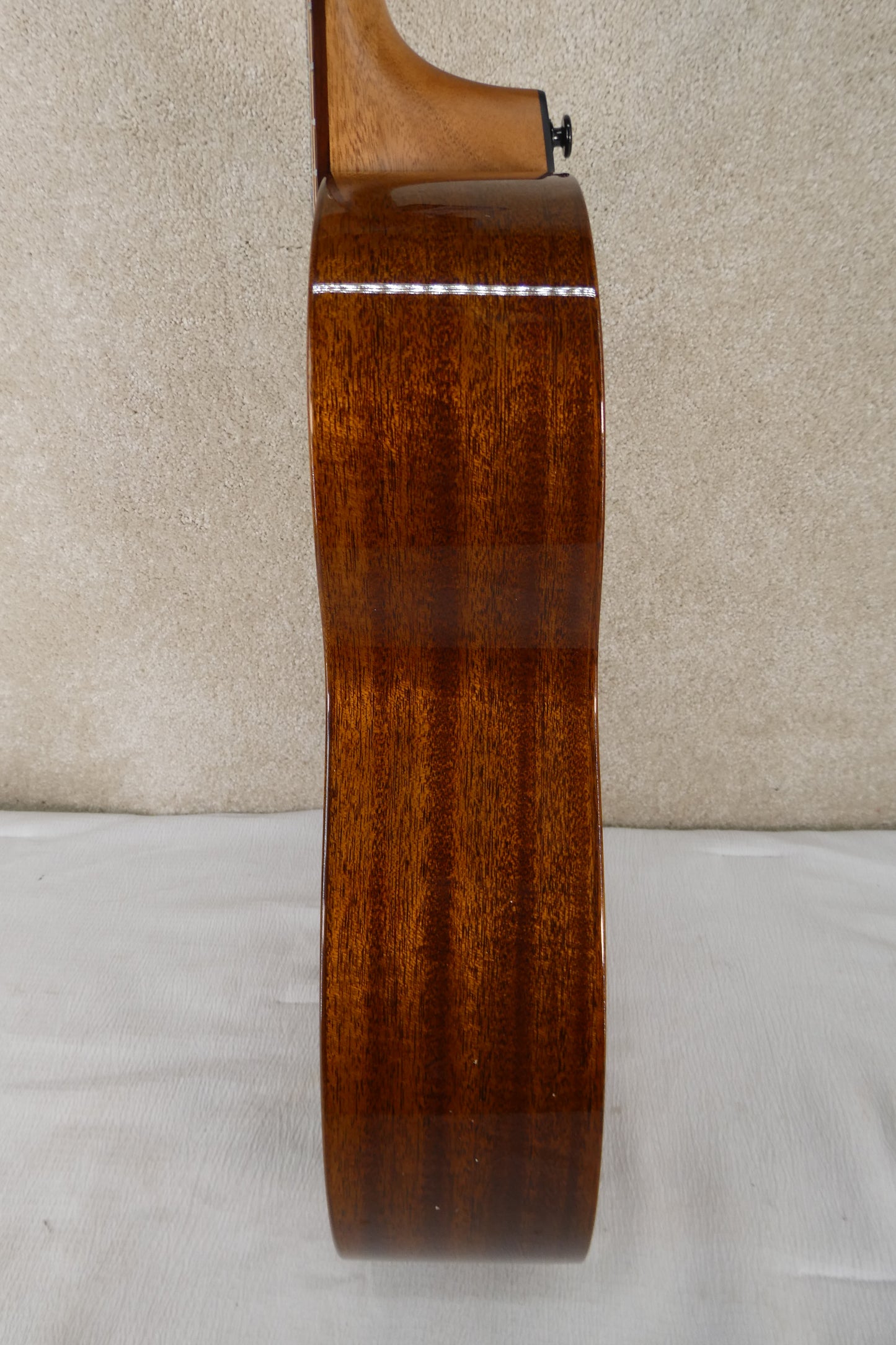 Lag T98PE Tramontane 98 Parlor Acoustic-Electric Acoustic-Electric