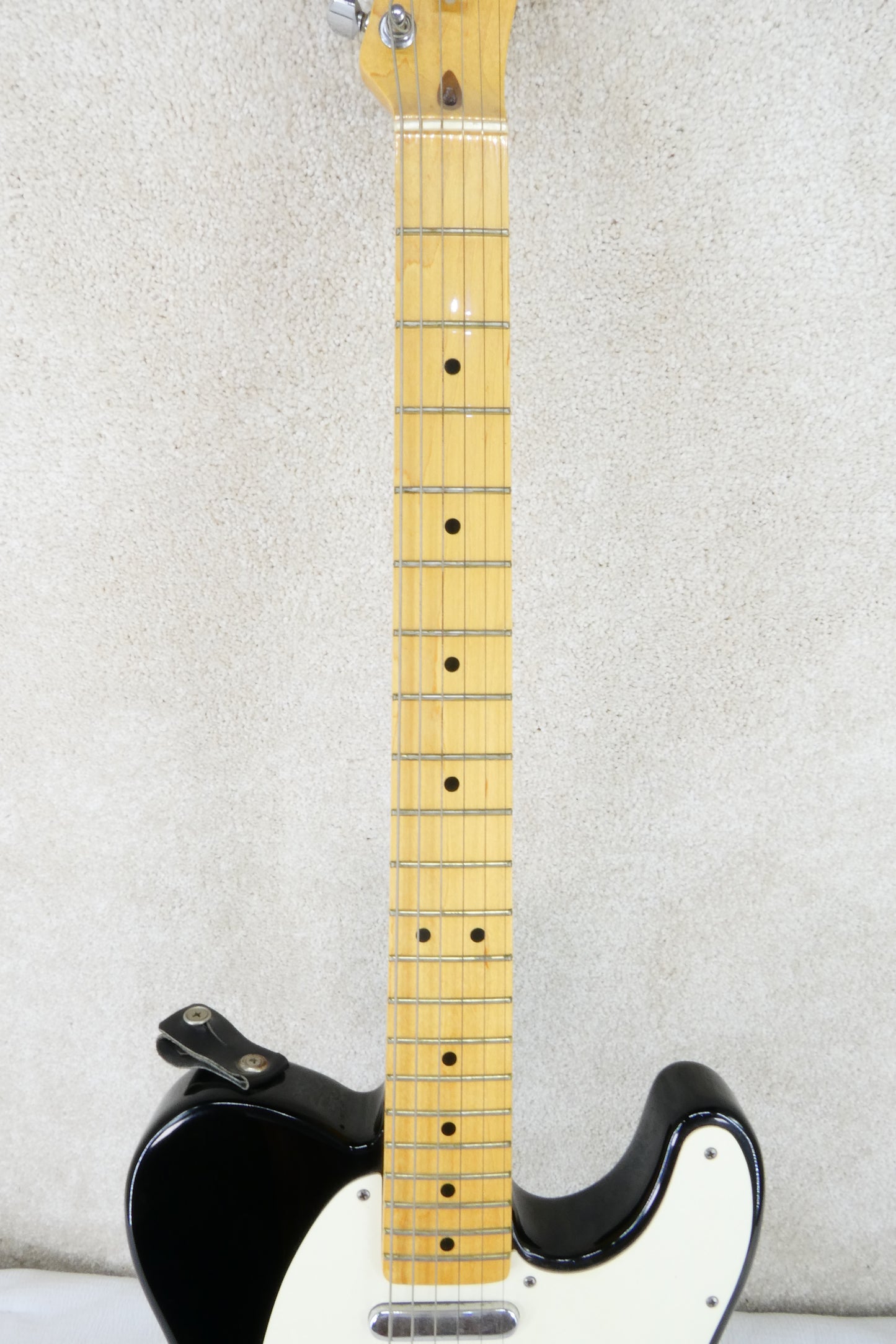 Fender Telecaster 1983 with OHSC Top Load Bridge