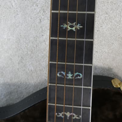Tut Taylor Crafters of Tennesee Virginian Early 2000's  - Tobacco Sunburst