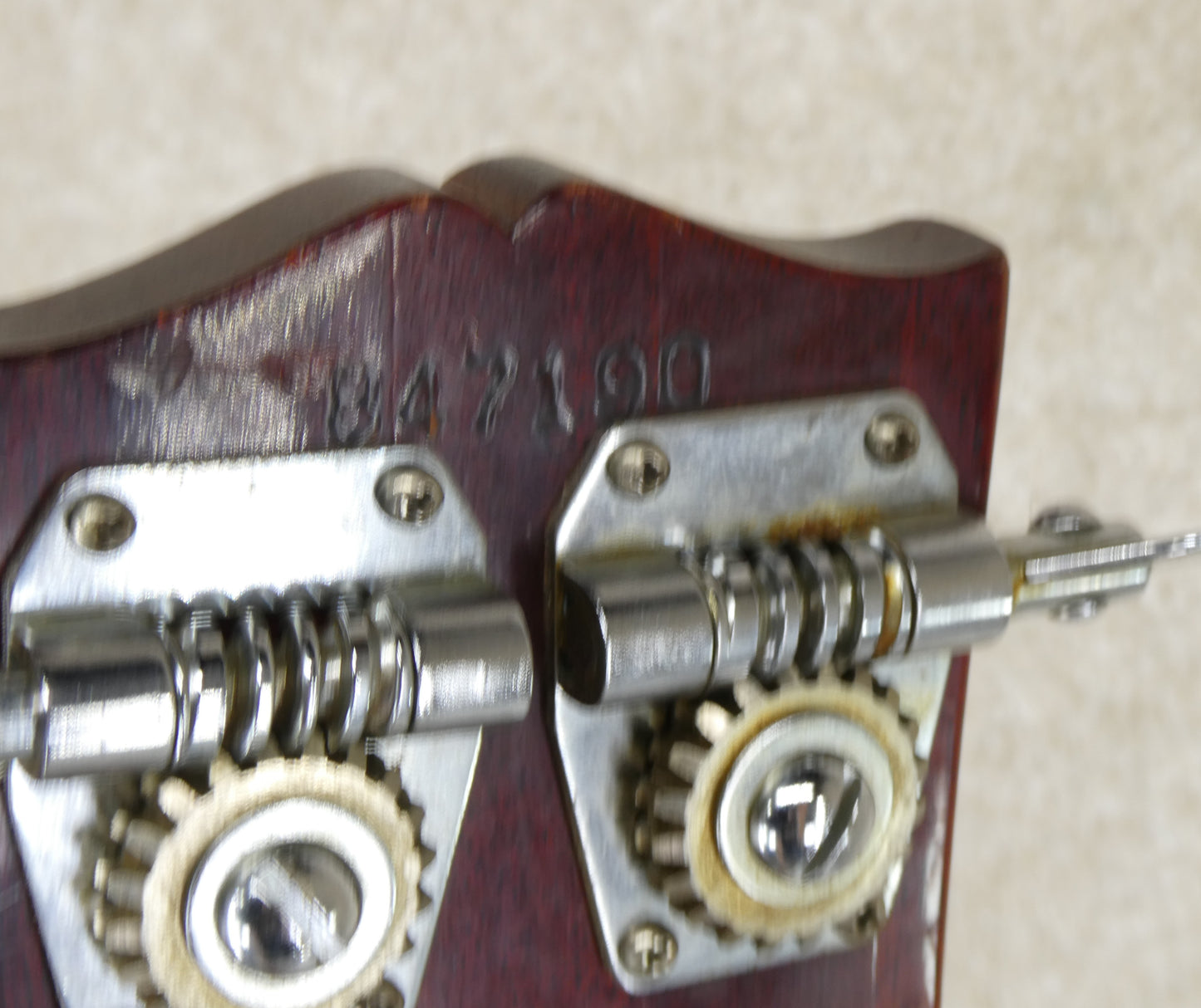 Gibson EB O 1969  Cherry Red W/ Newer Hardshell Case