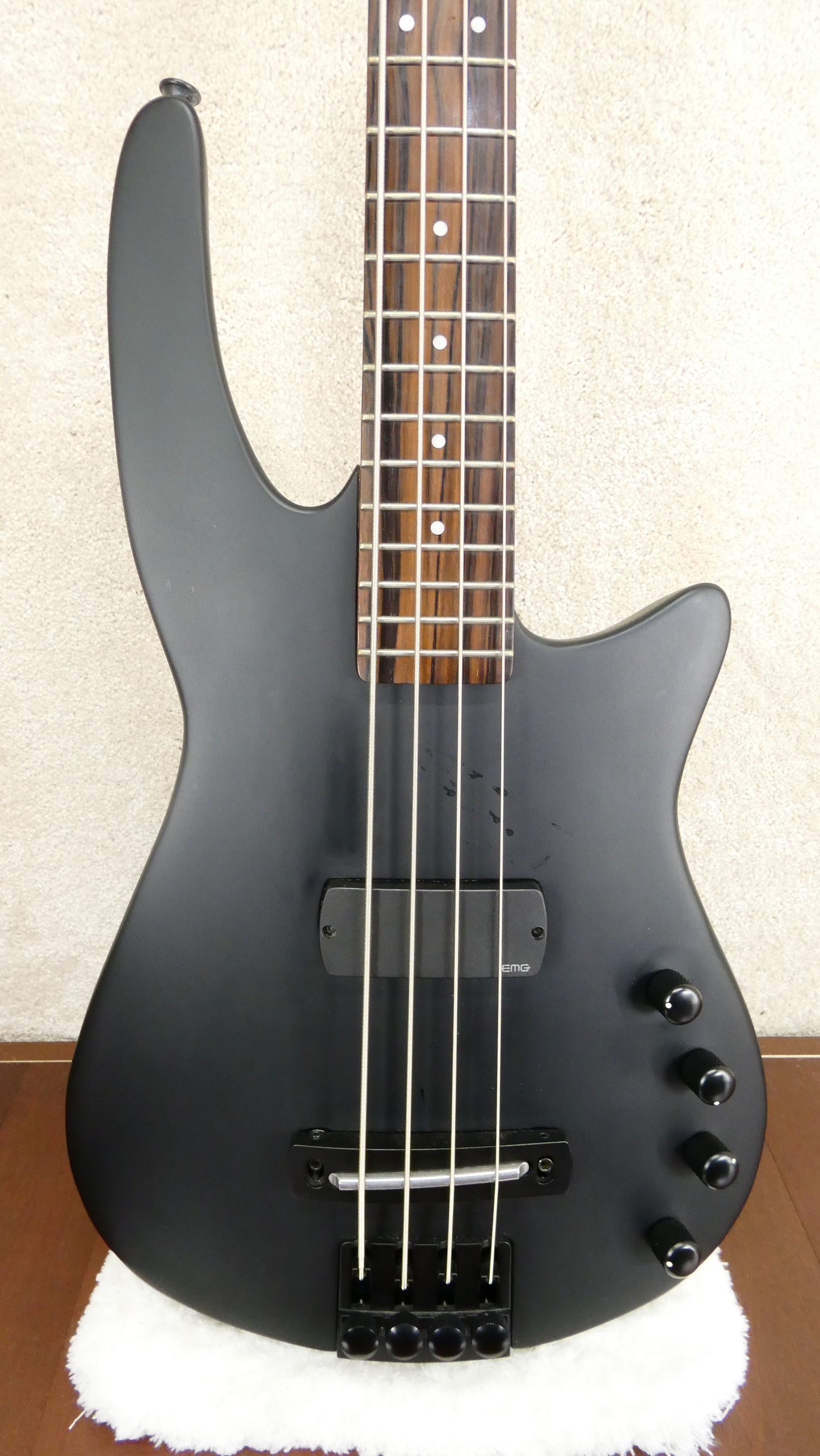 Ned Steinberger NS Radius Wave 4 2010 - Matte Black #W160039 w/GB