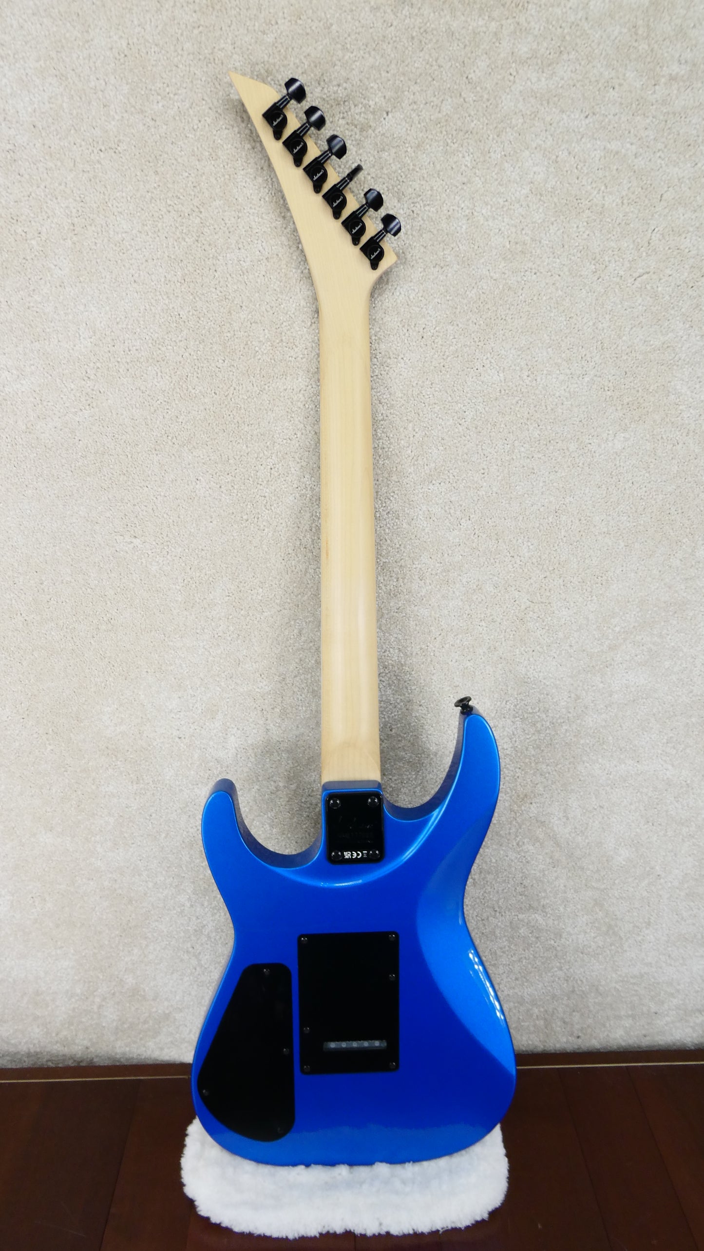 Jackson JS Series Dinky Arch Top JS22 DKA - Metallic Blue #CWJ2177023 USED NBNC