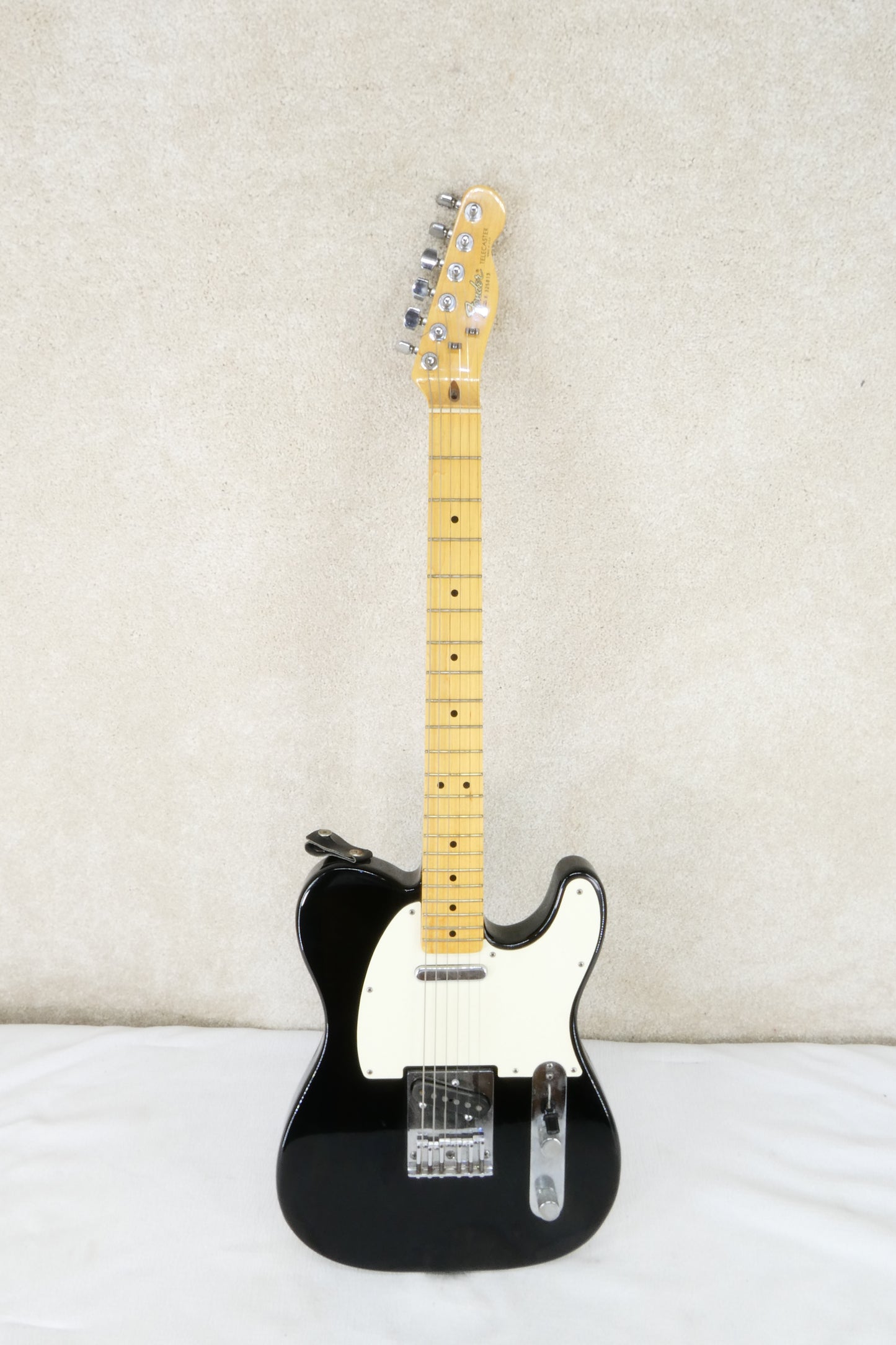 Fender Telecaster 1983 with OHSC Top Load Bridge