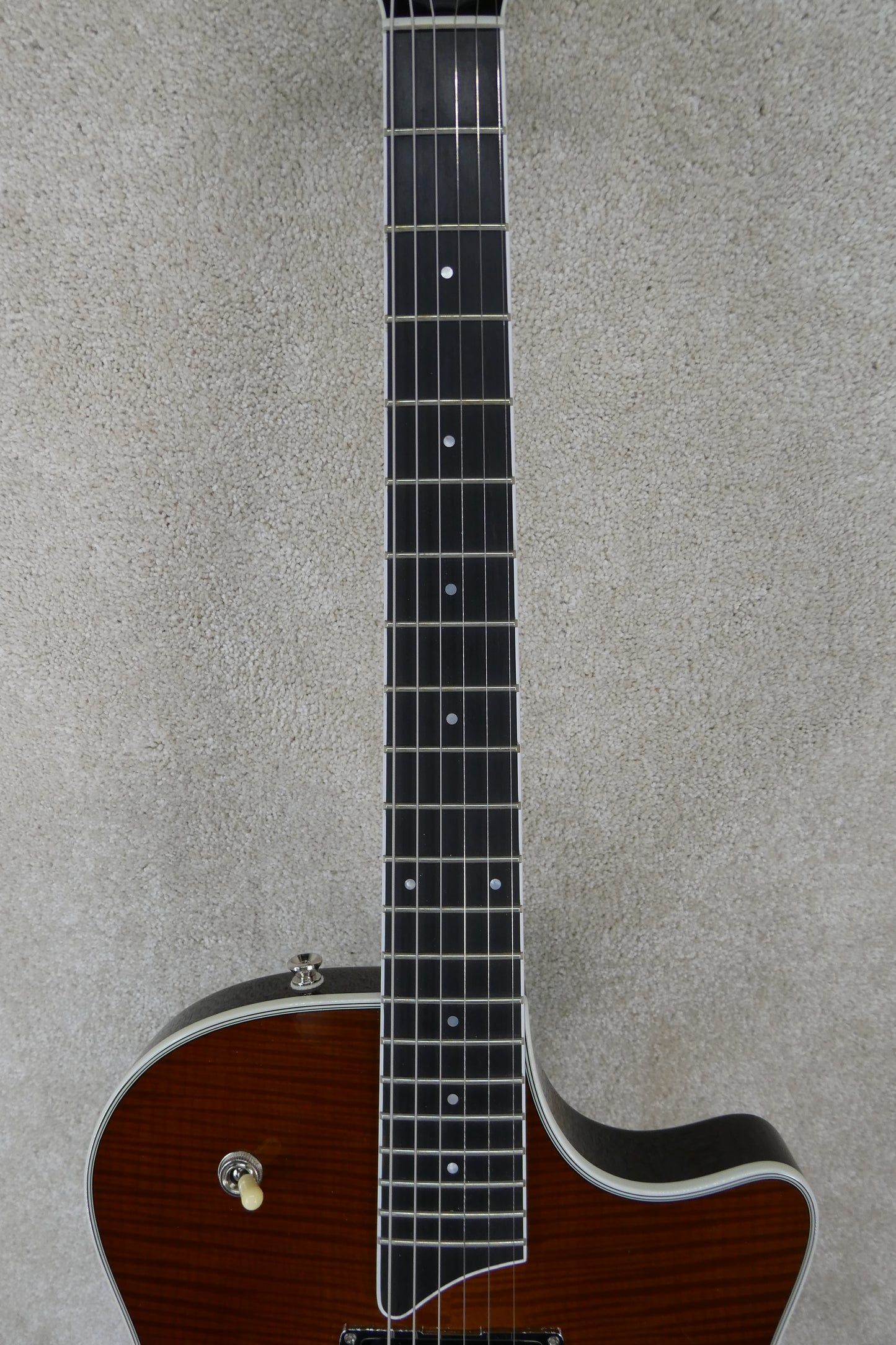 Taylor T3  With OHSC A great almost unplayed example !