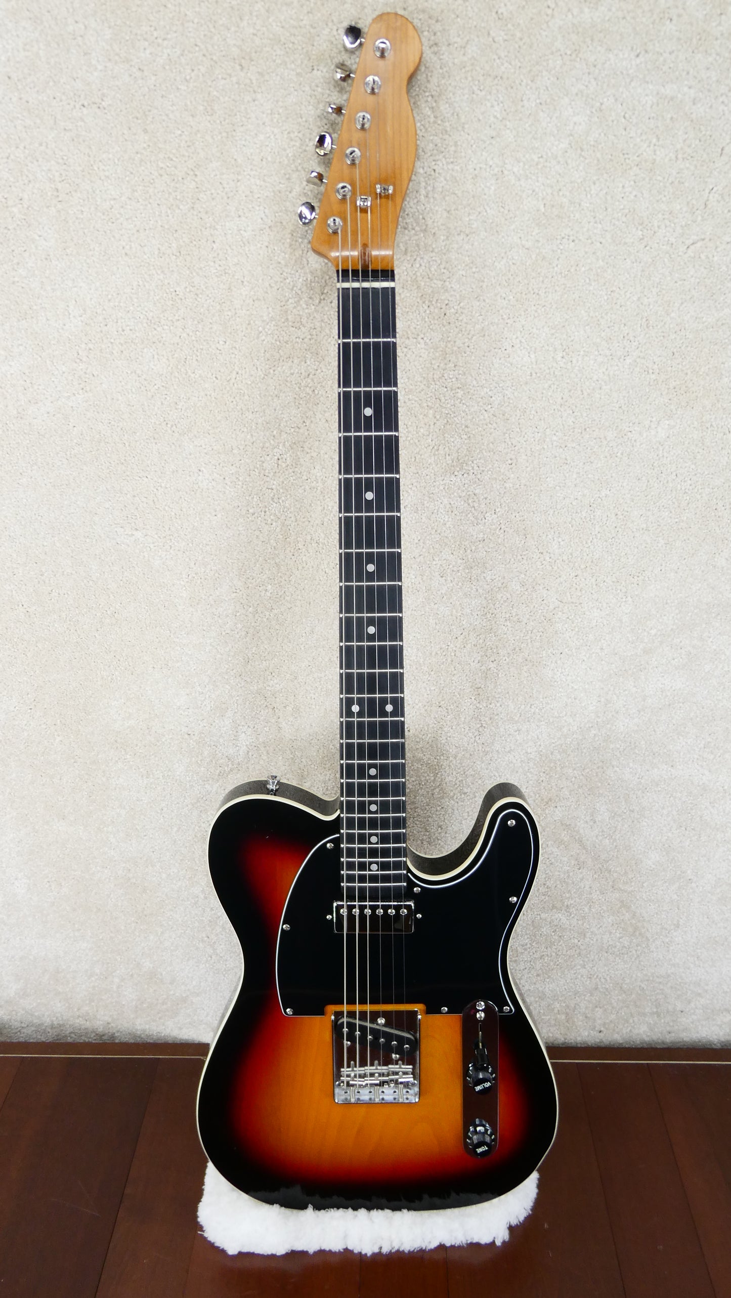 Squier Tele Custom Partscaster - Sunburst w/GB USED
