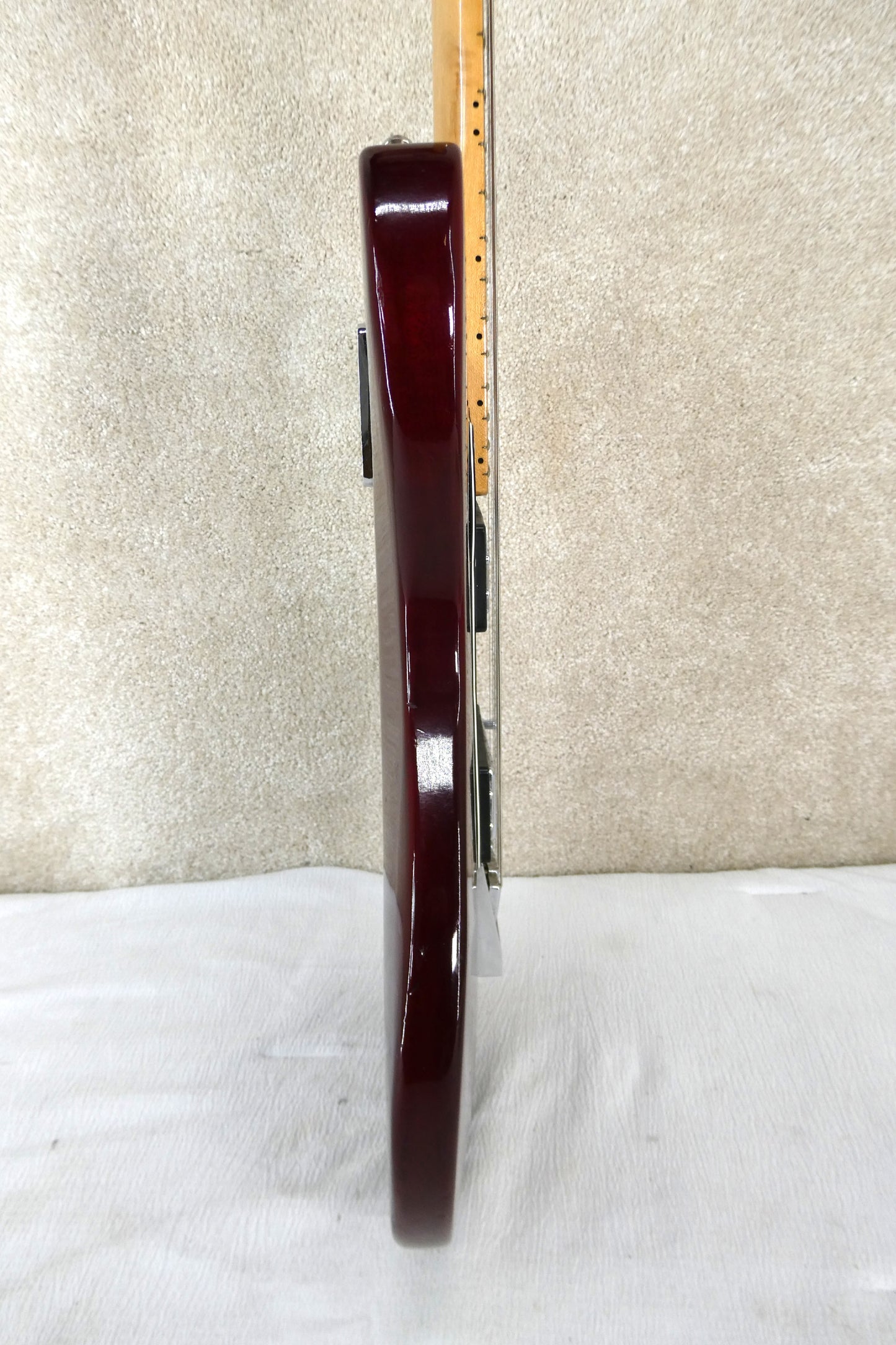 Peavey  T60  1983 - Wine Red Transparent