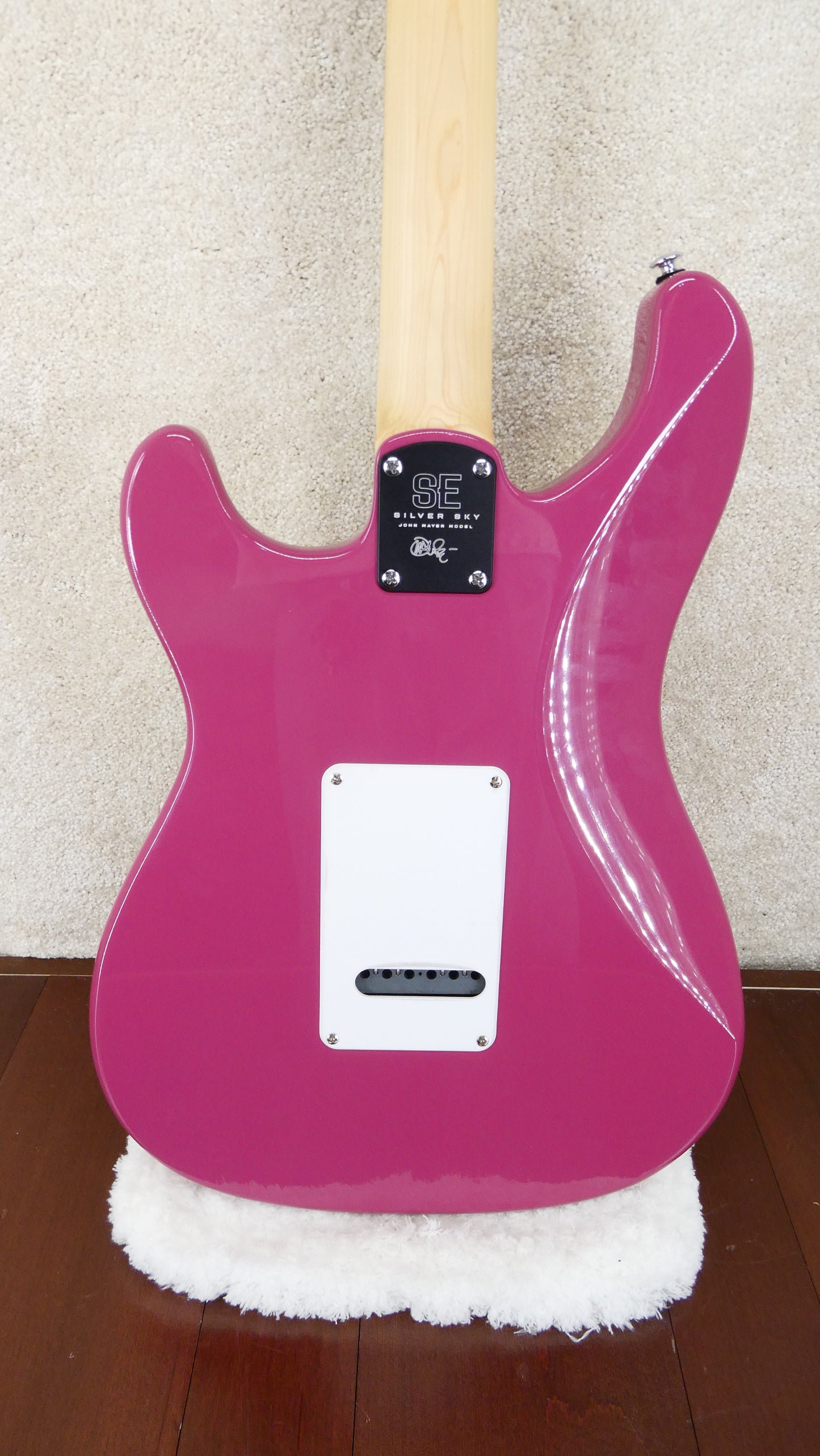 PRS SE Silver Sky 2022 - 2023 - Dragon Fruit w/GB USED #CTI F004608