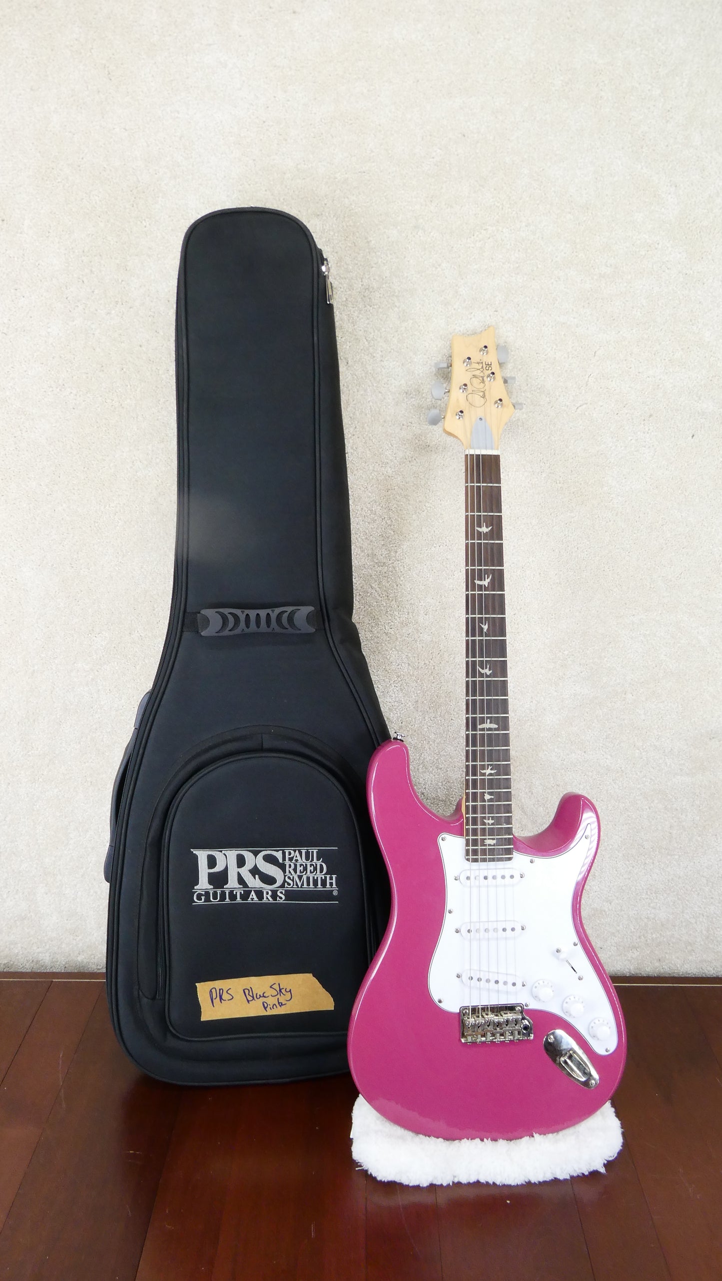 PRS SE Silver Sky 2022 - 2023 - Dragon Fruit w/GB USED #CTI F004608