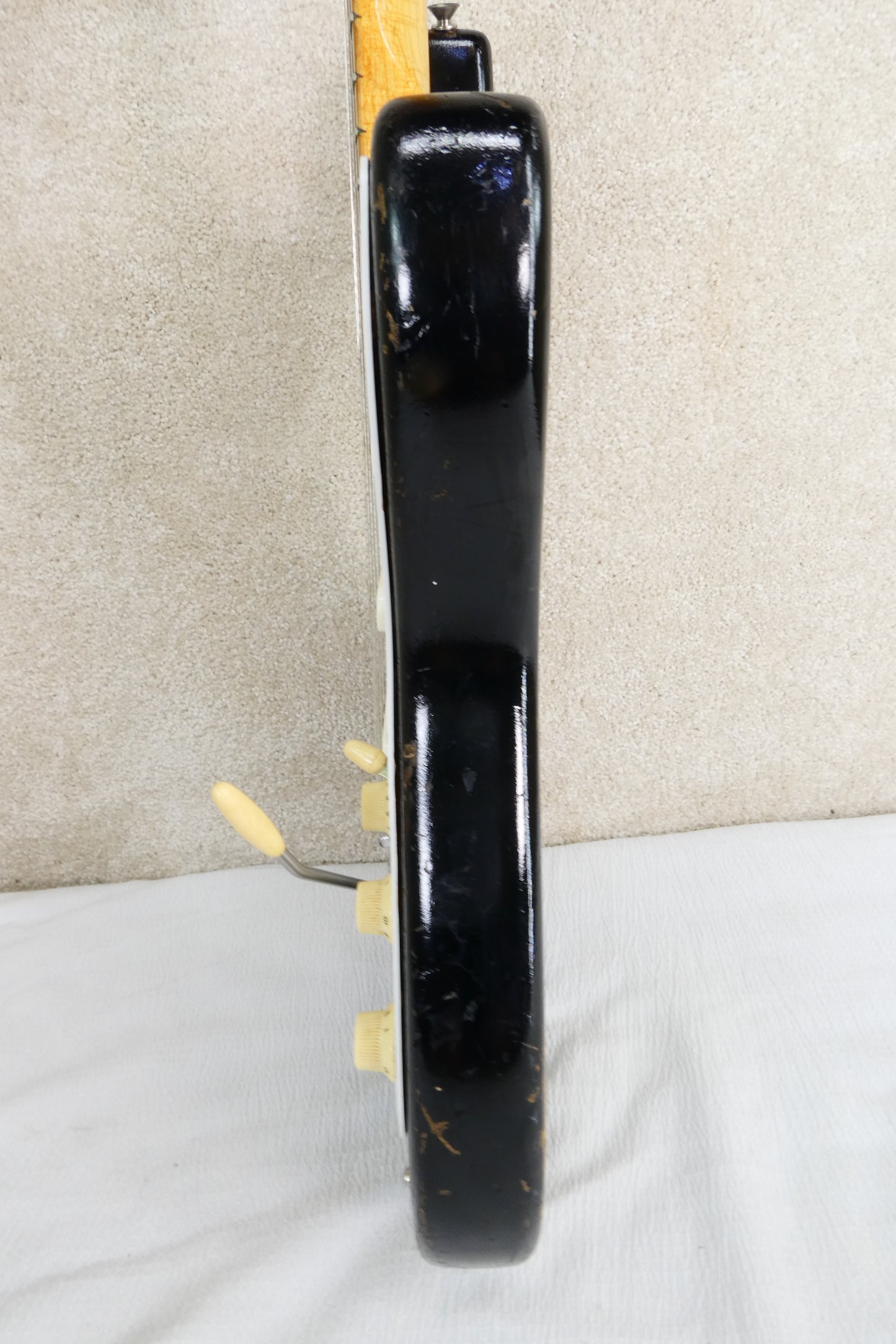 Fender  Stratocaster 1958 - Black Krylon  Newer Tweed Hardshell Case