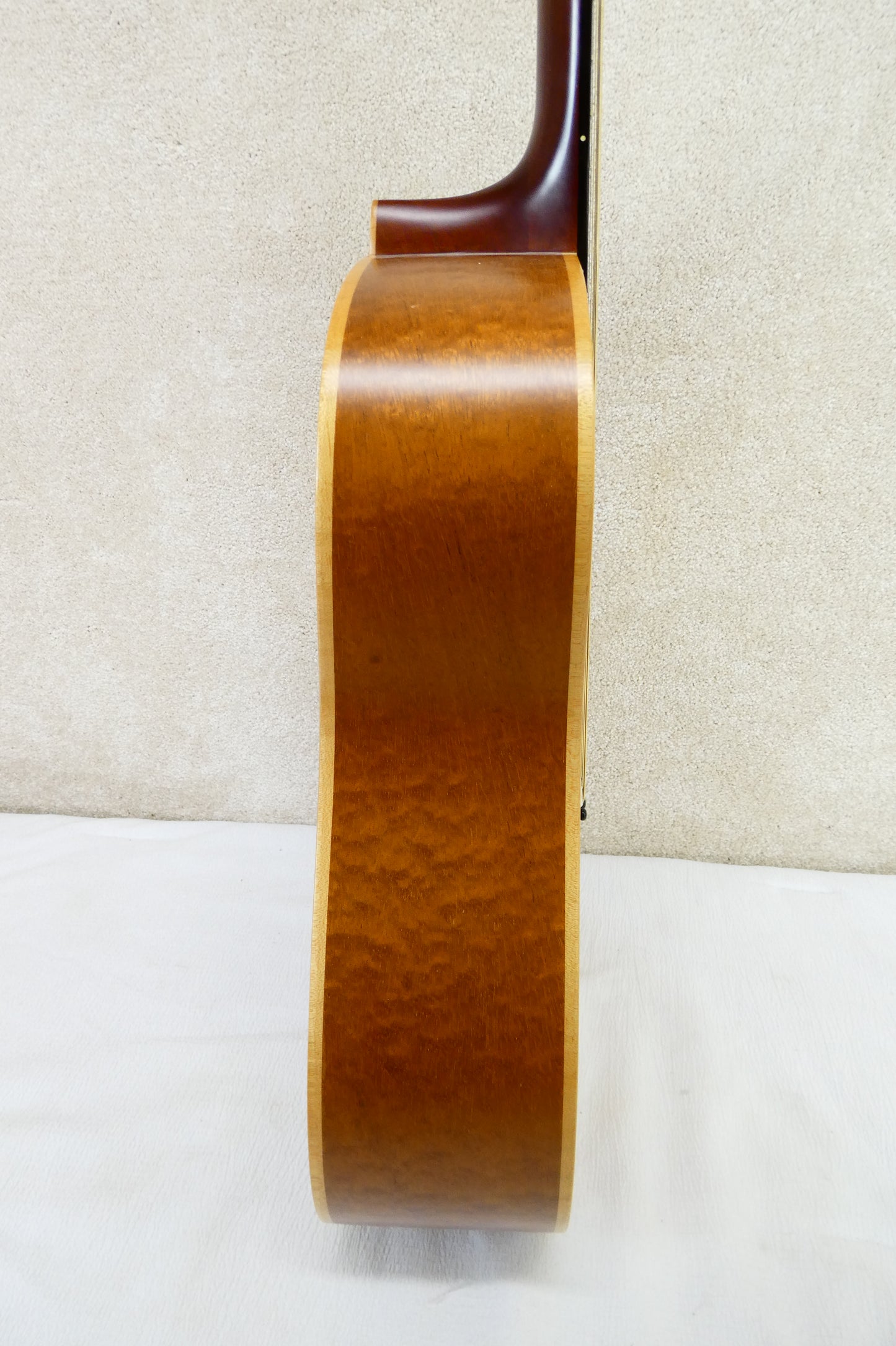 Alvarez Yairi DY-61 w/OHSC