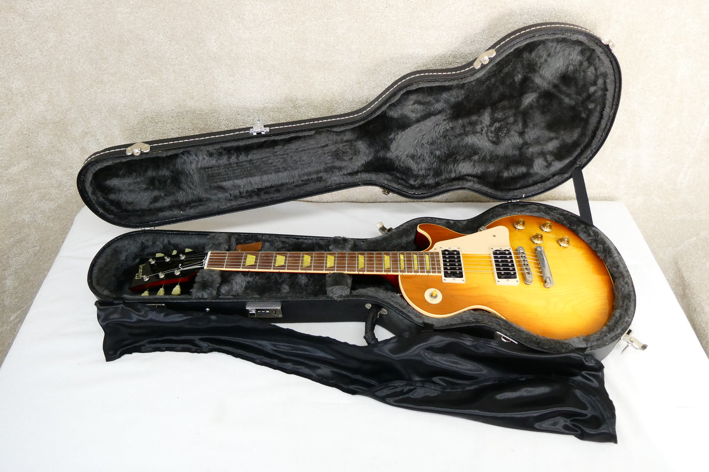 Gibson Les Paul Classic 2004 W/OHSC  2004