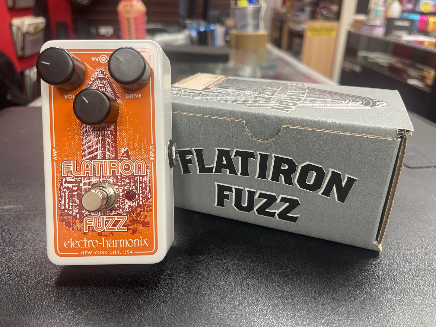 Electro-Harmonix Flatiron Fuzz 2018 - Present - Orange