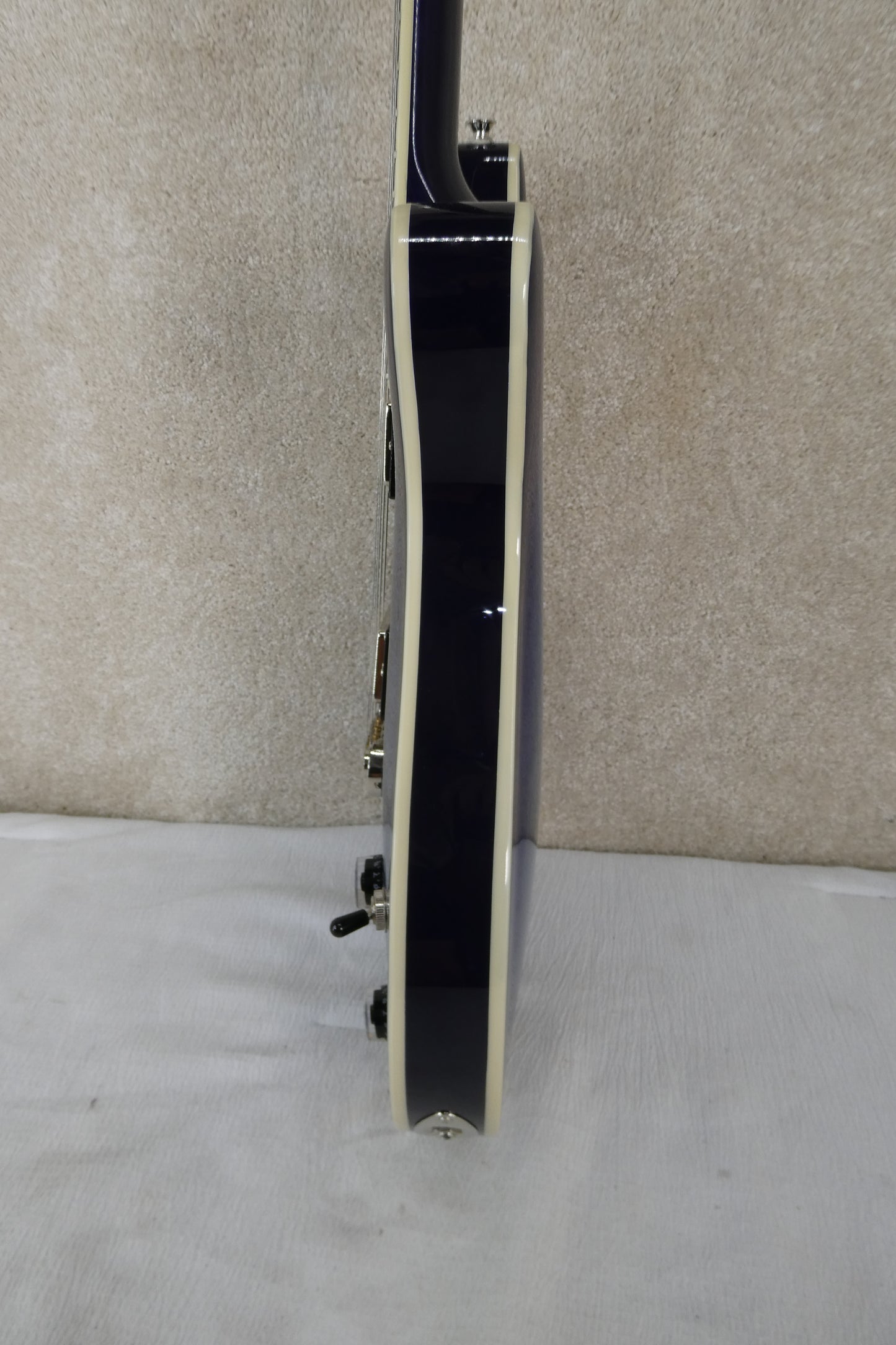 PRS SE  Hollowbody Blue Burst With HSC