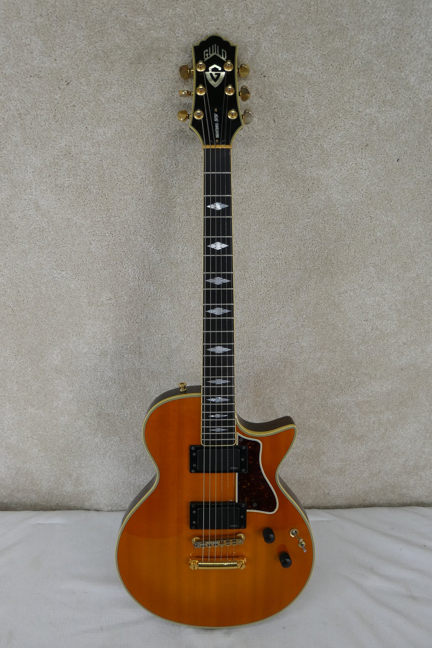 Guild Nightbird II 1987 - Amber Sunburst w/OHSC
