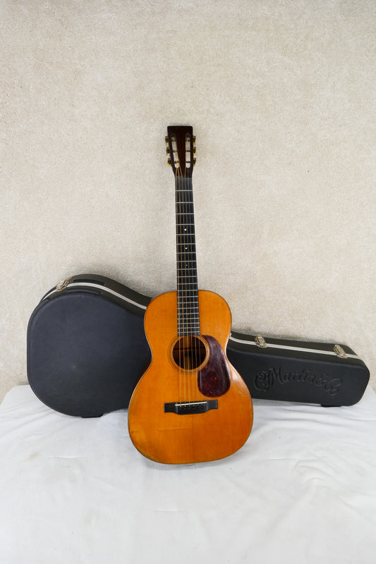 Martin 00-18 1931 with Newer Martin Hardshell case