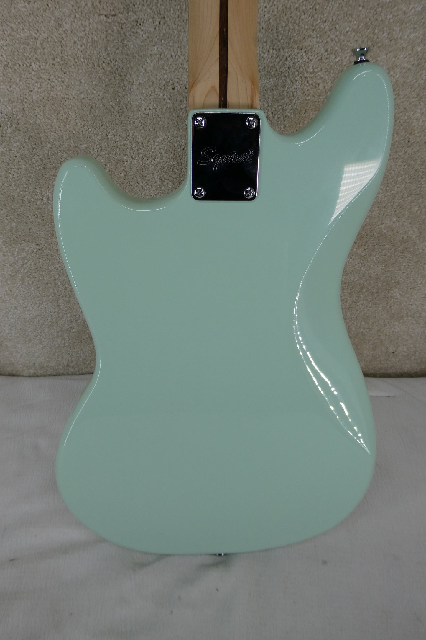 Squier Mustang Surf Green a great starter or punk rock player !