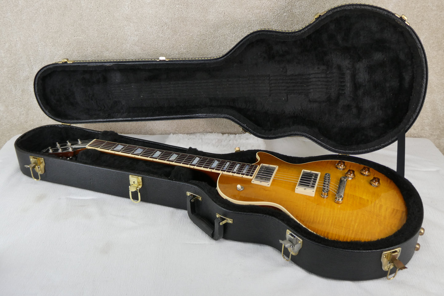 Heritage H-150 LP Style with OHSC
