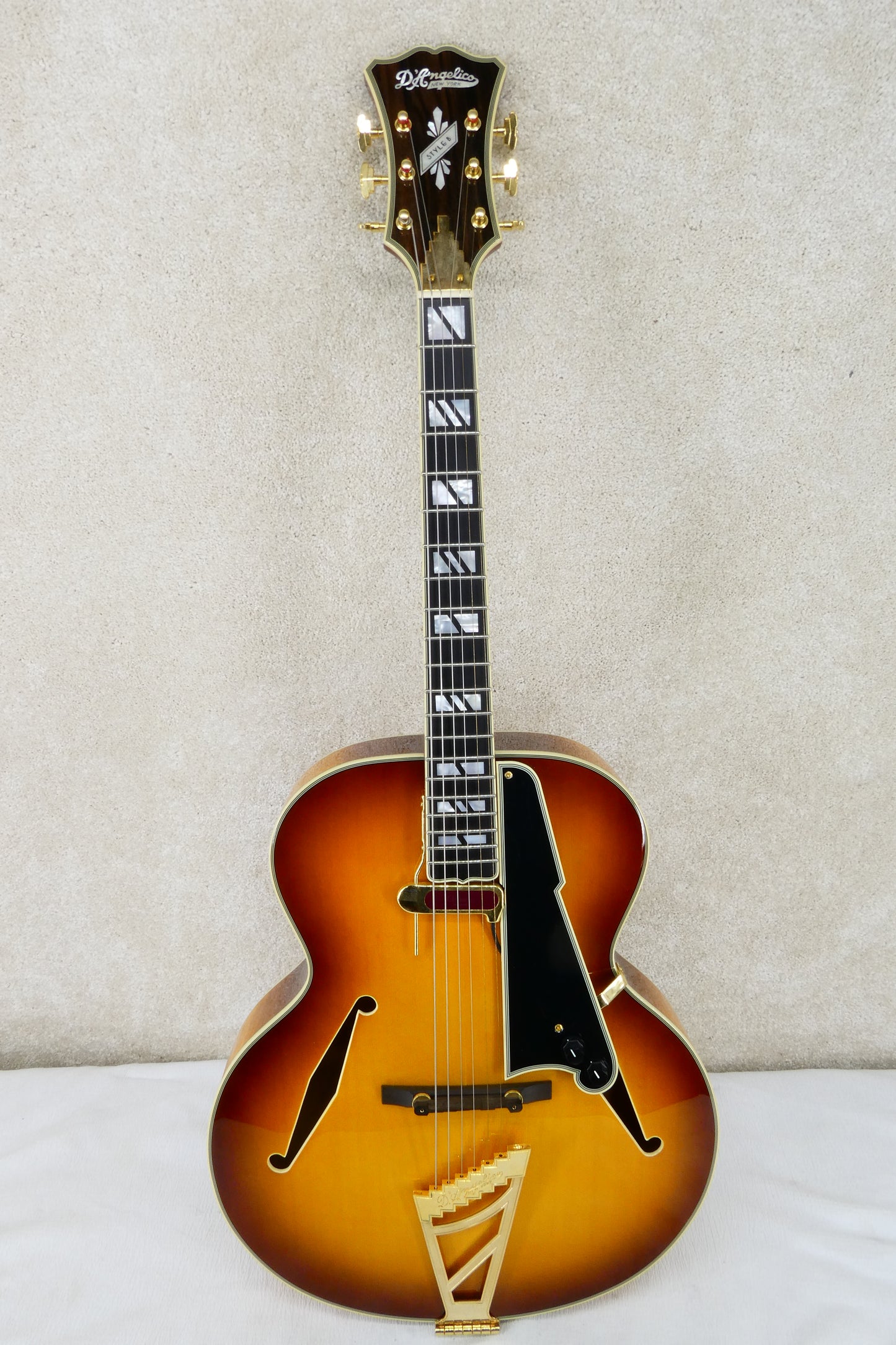 D'Angelico Excel Style B 2021 - Present - Amber