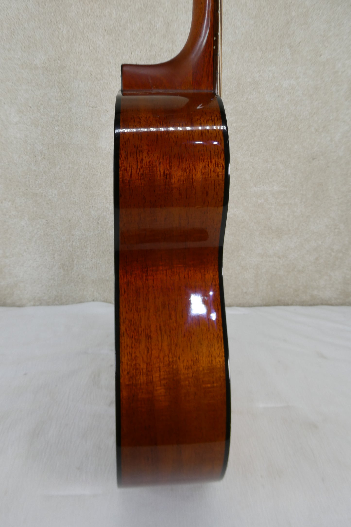 Alvarez 5062 #94068 NBNC USED