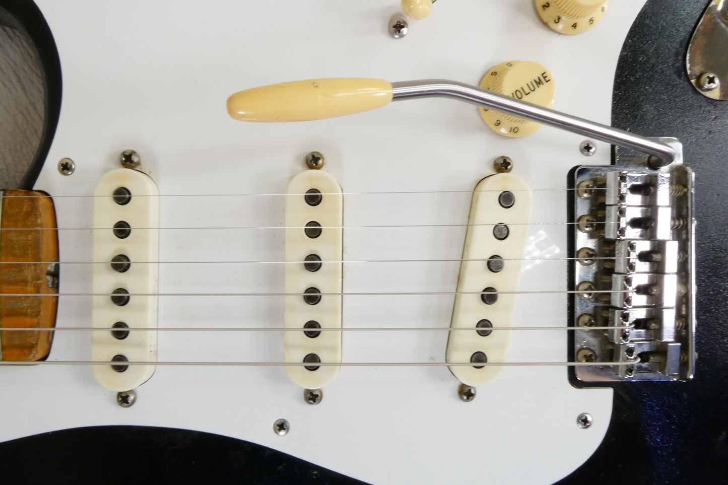 Fender  Stratocaster 1958 - Black Krylon  Newer Tweed Hardshell Case