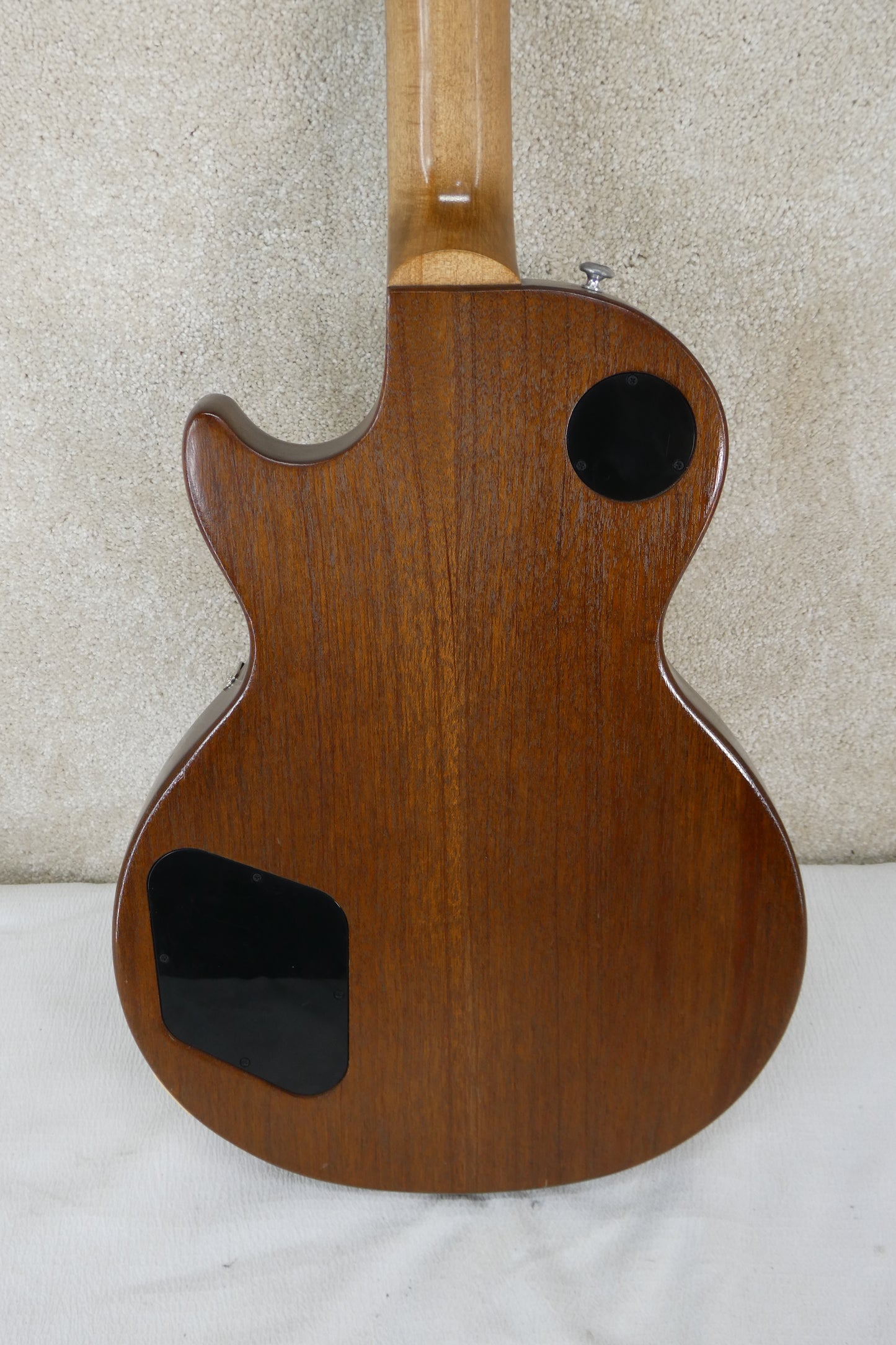 Gibson Les Paul Tribute 2021 with Gibson Gig Bag