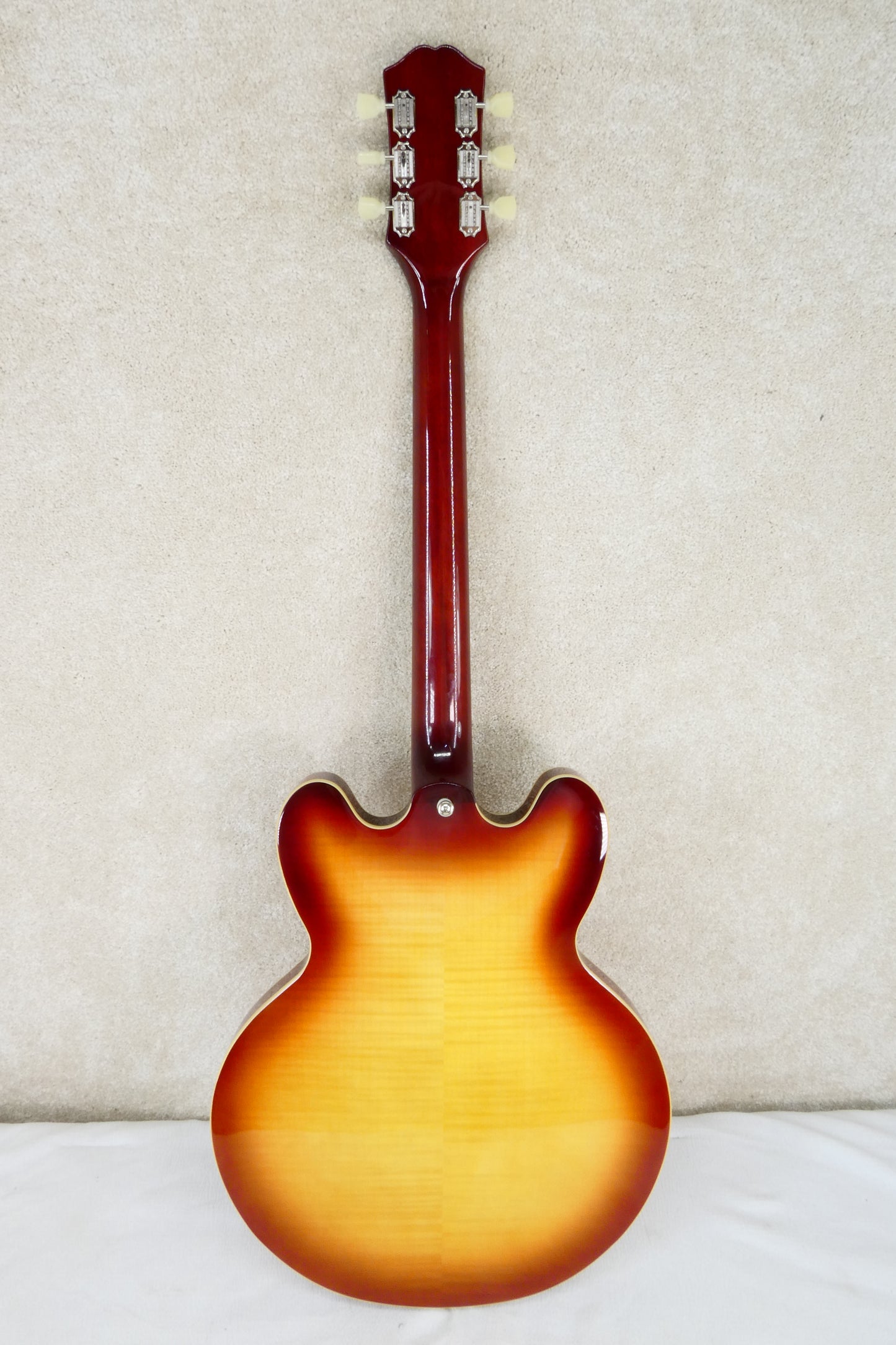 Epiphone ES-335 IG Figured Top With Seymour Duncan and OHSC