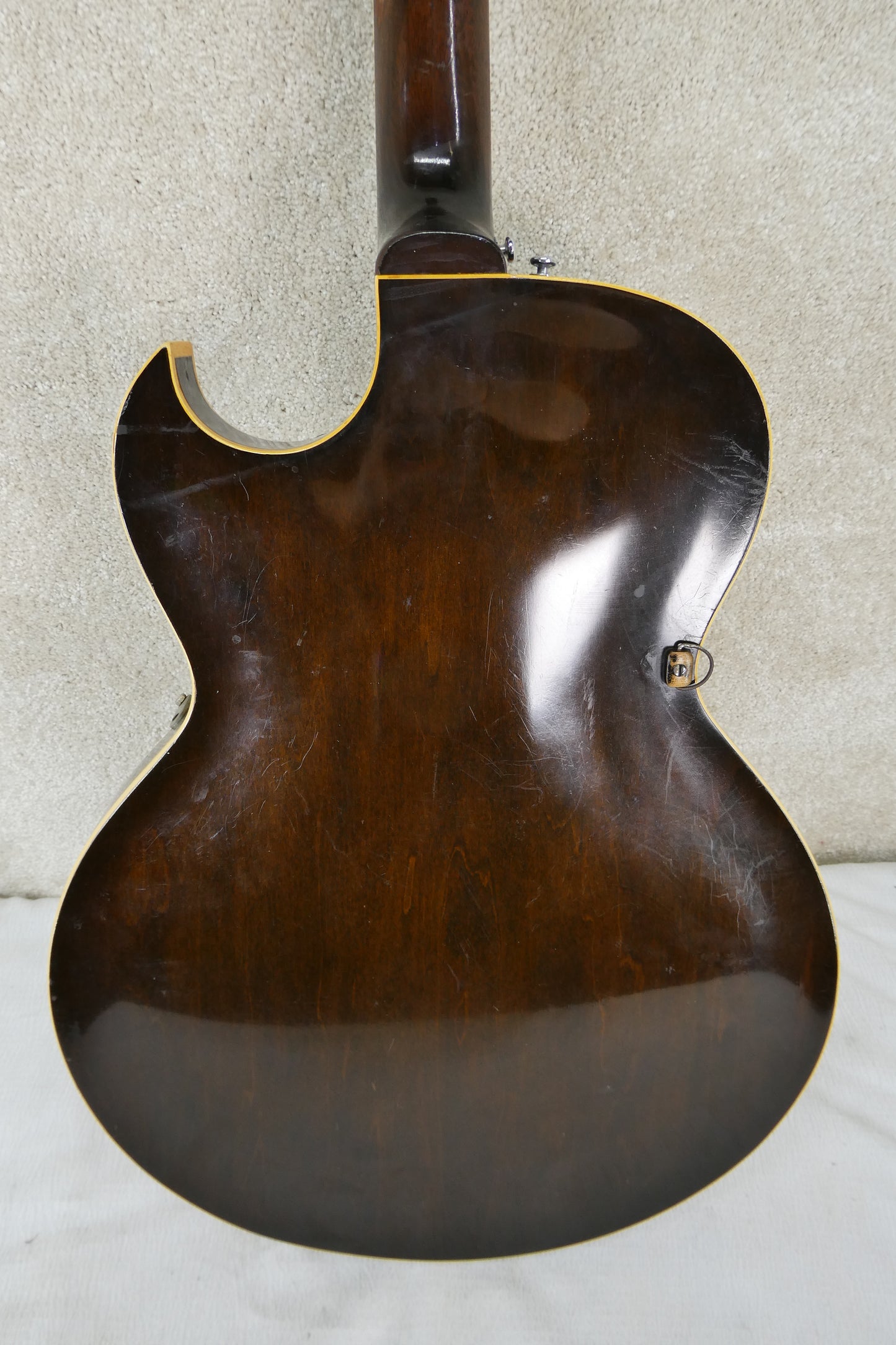 Gibson ES225TD 1957 W/OHSC  Maybe a Celebrity Past !