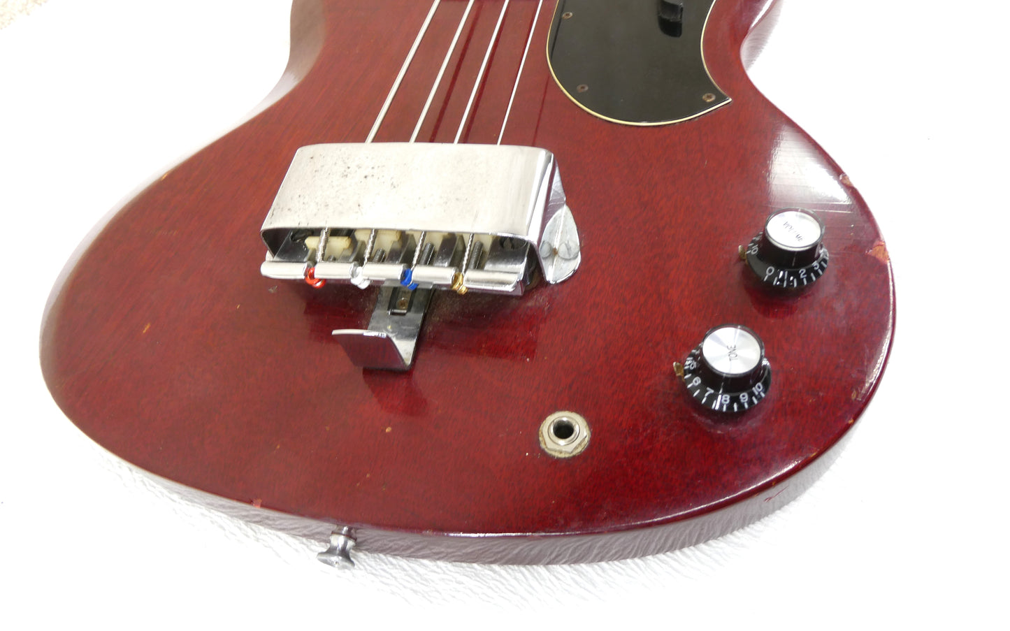 Gibson EB O 1969  Cherry Red W/ Newer Hardshell Case