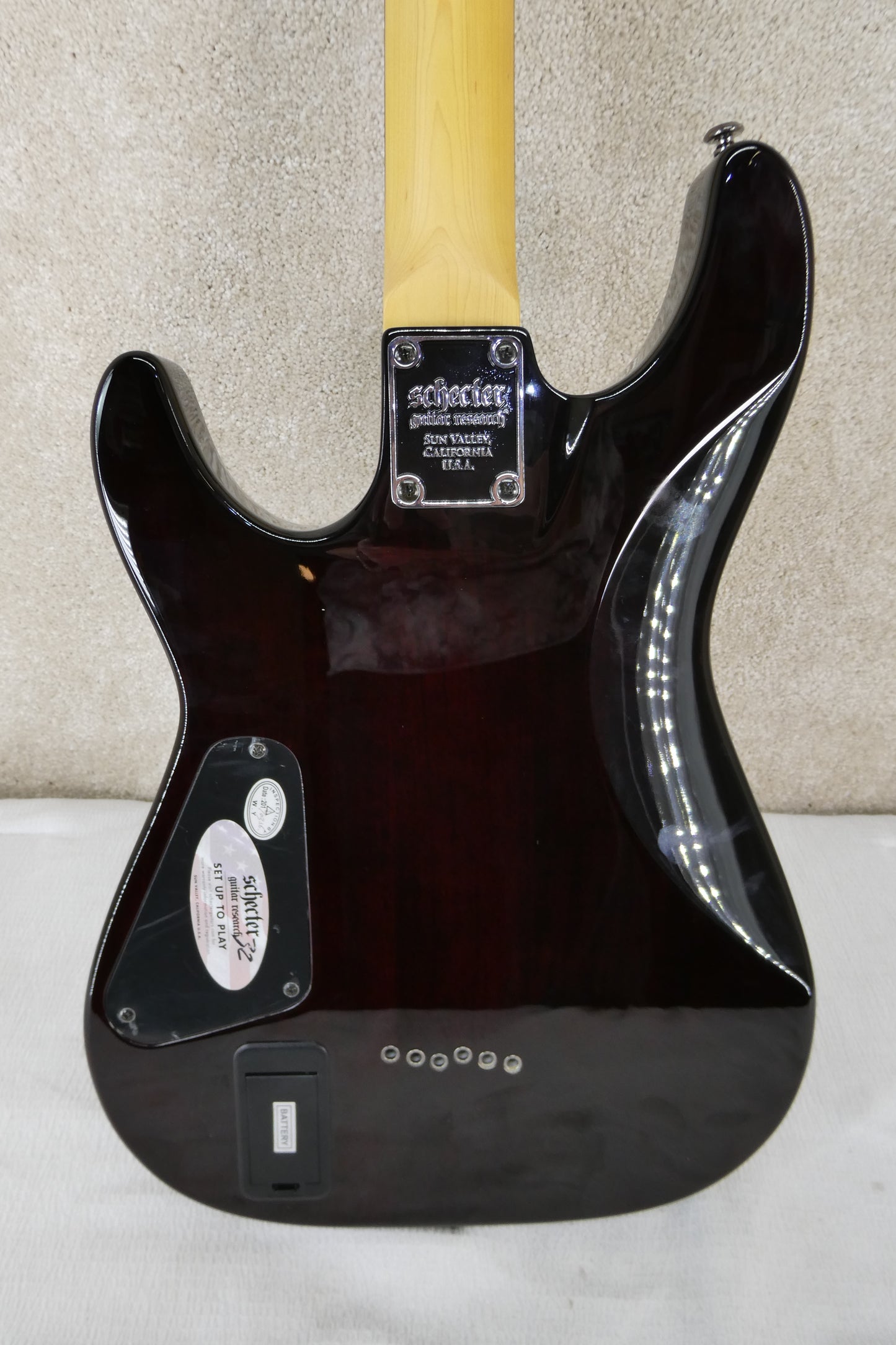 Schecter Demon-6 2014 - 2017 - Crimson Red Burst