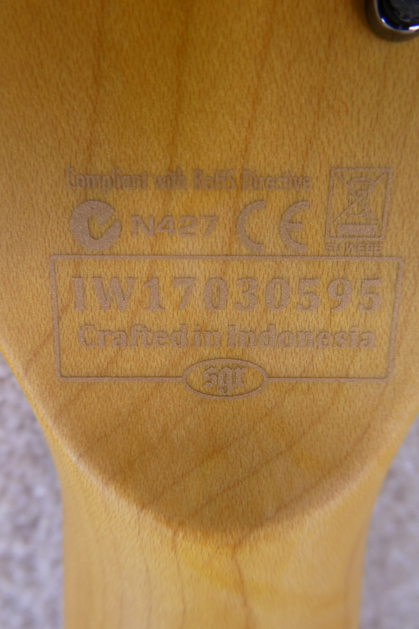 Schecter Demon-6 2014 - 2017 - Crimson Red Burst