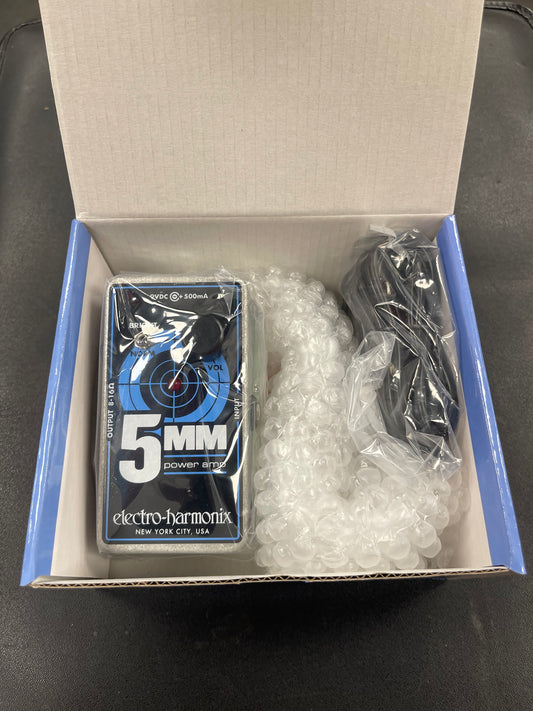 Electro-Harmonix 5mm Amp 2019 - Present - Black
